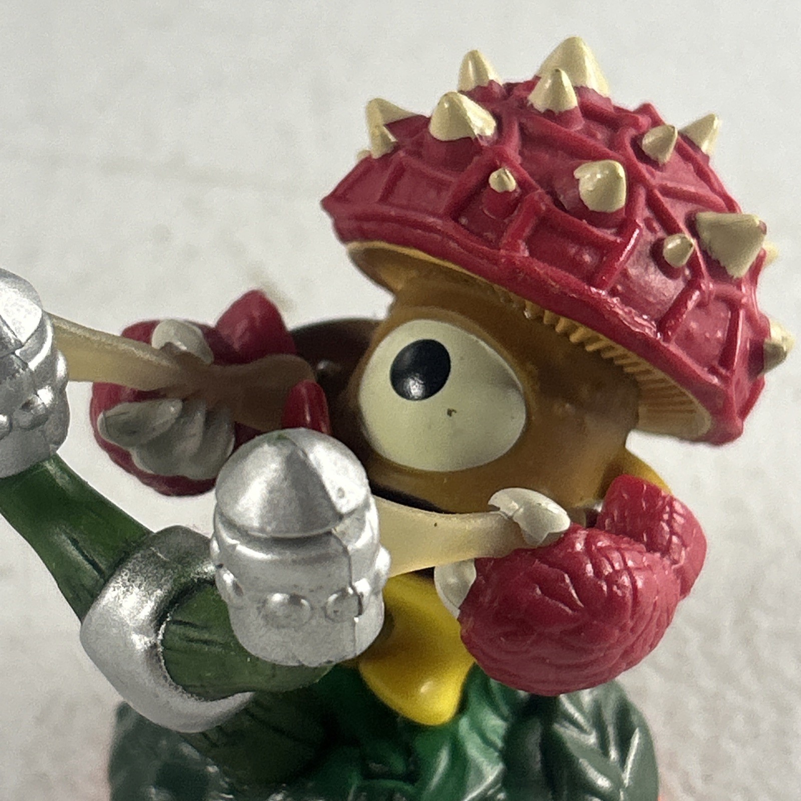 Sure Shot Shroomboom Skylanders Giants figure Activision 87102888 Red Base 2014