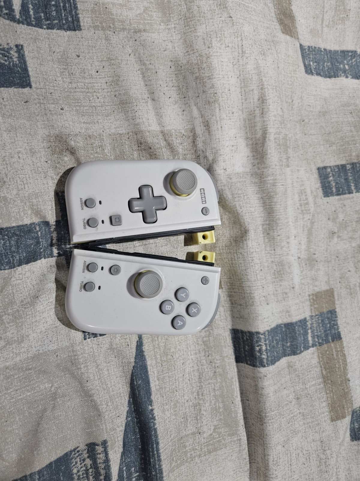 Hori Split Pad Compact Controller for Nintendo Switch Light Gray and Yellow
