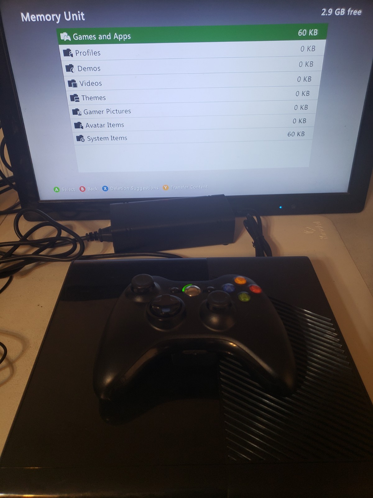 Xbox 360 E Console Model 1538 4GB – Bundle: Controller, Power Supply, Games