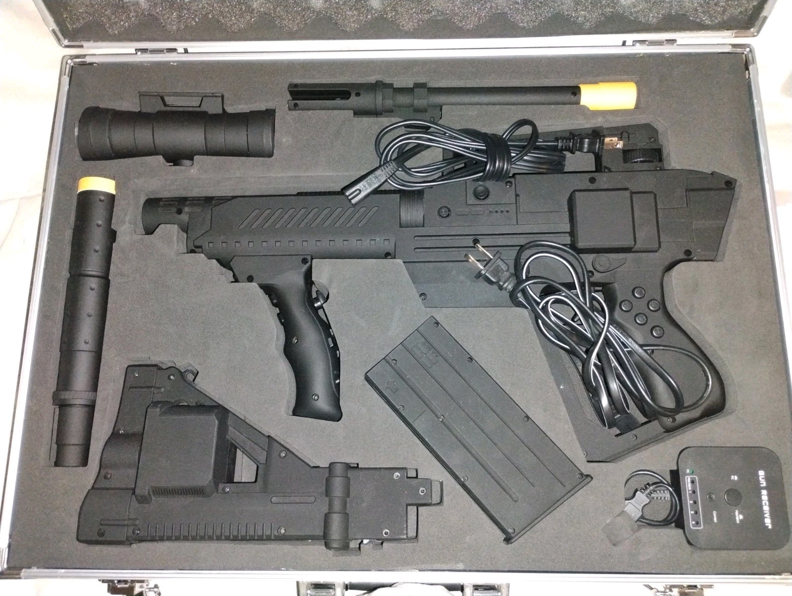Rare Delta Six Modular Gaming Rifle for PC, PlayStation and XBOX! FAIR Condition
