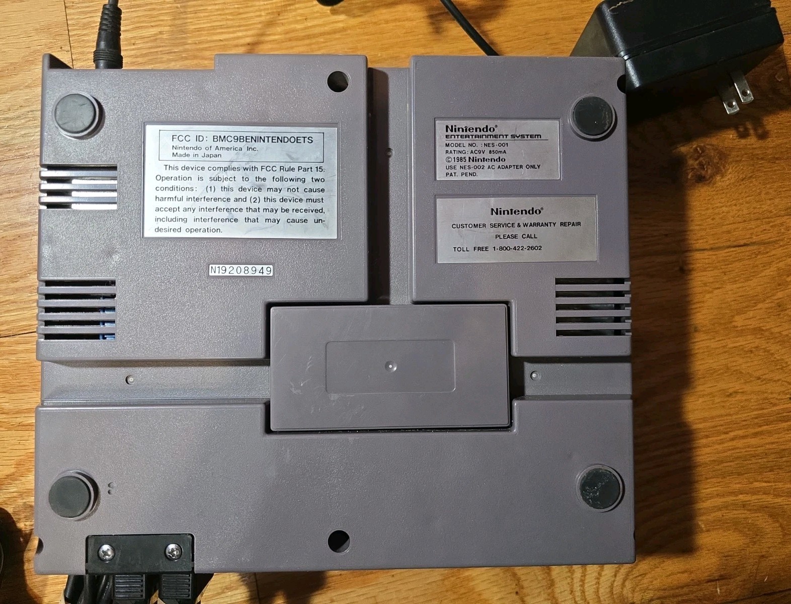 Nintendo Entertainment System Home Console – Gray NES-001