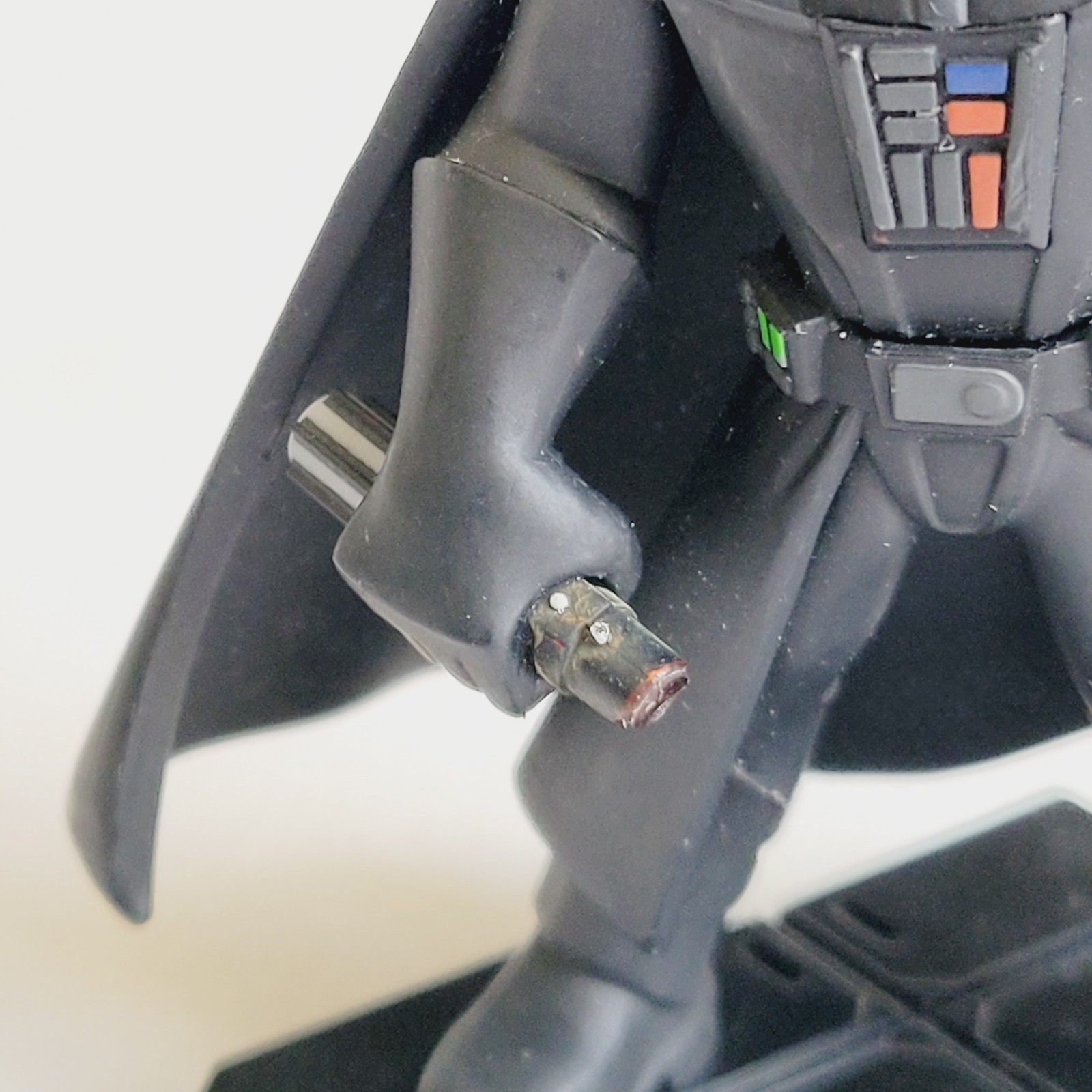 Disney Infinity 2.0 Hulk & Capt. America & 3.0 Darth Vader (no lightsaber; wear)