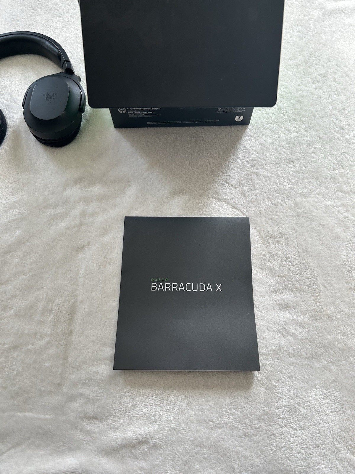 Black Razer Barracuda x Wireless Bluetooth Gaming Headset