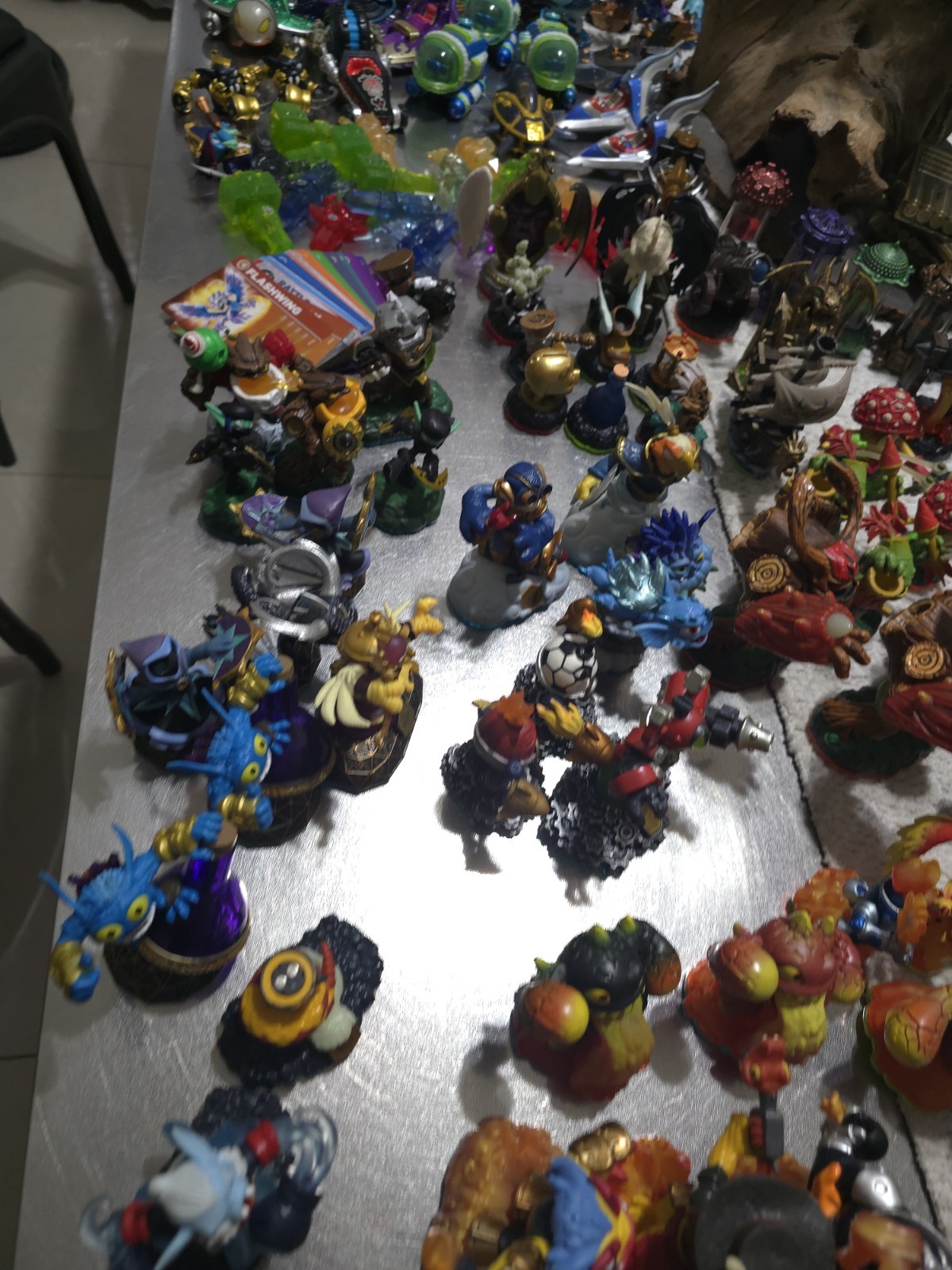 HUGE Skylanders Lot 100+ Figures WORKING GREAT NO RETURNS ACCEPTED