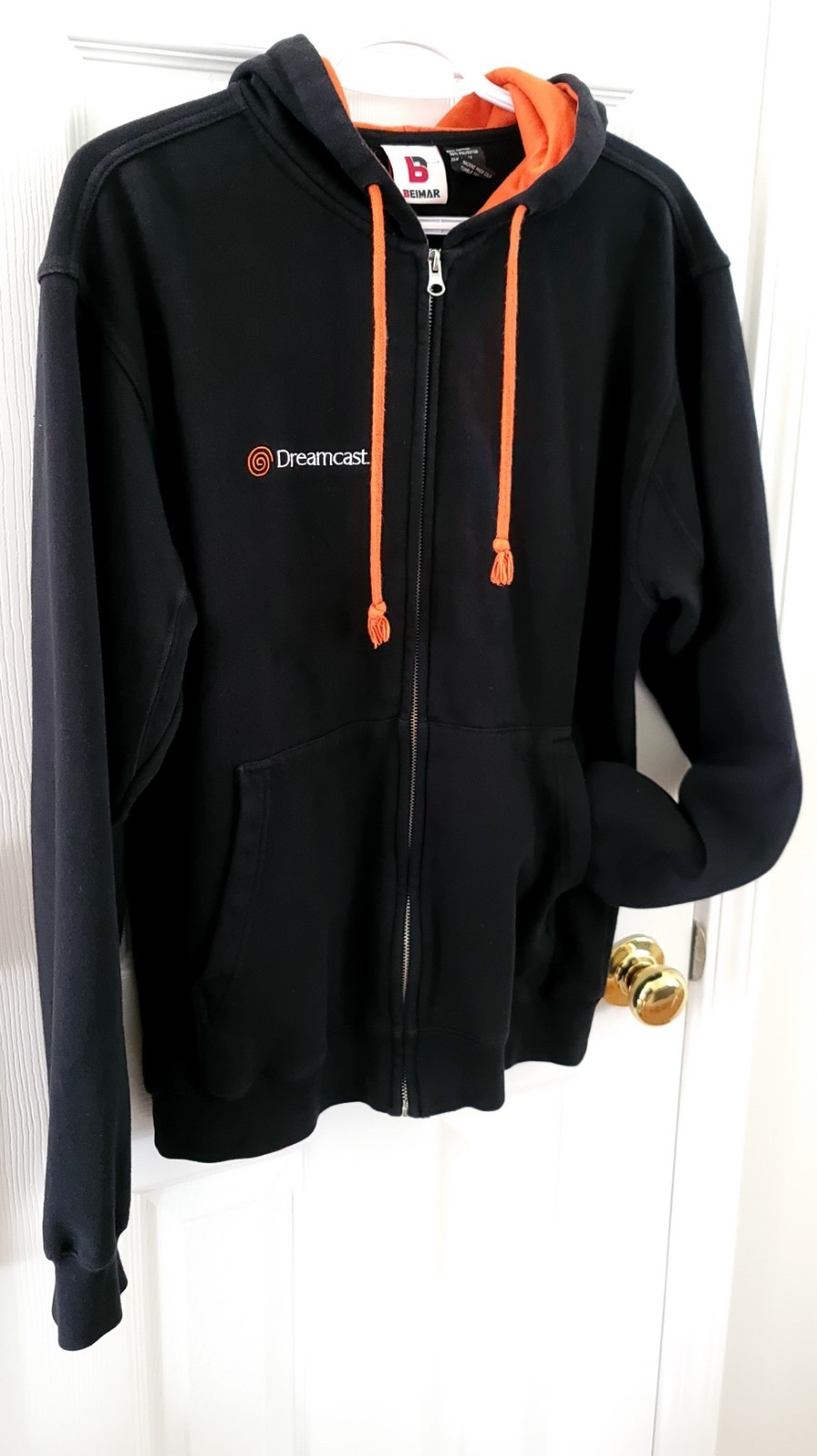 Official Sega Dreamcast “Still Thinking” Limited Edition Employee Hoodie – Rare