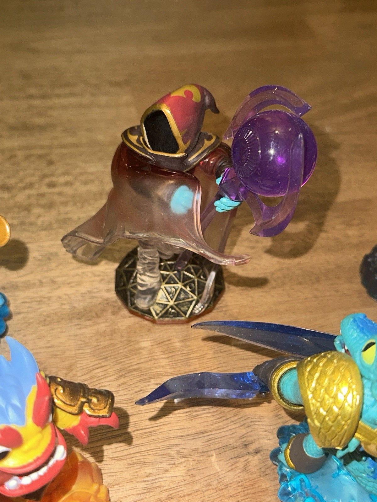 38 pc. Skylanders Trap Team. Enigma, Short Cut and many more!