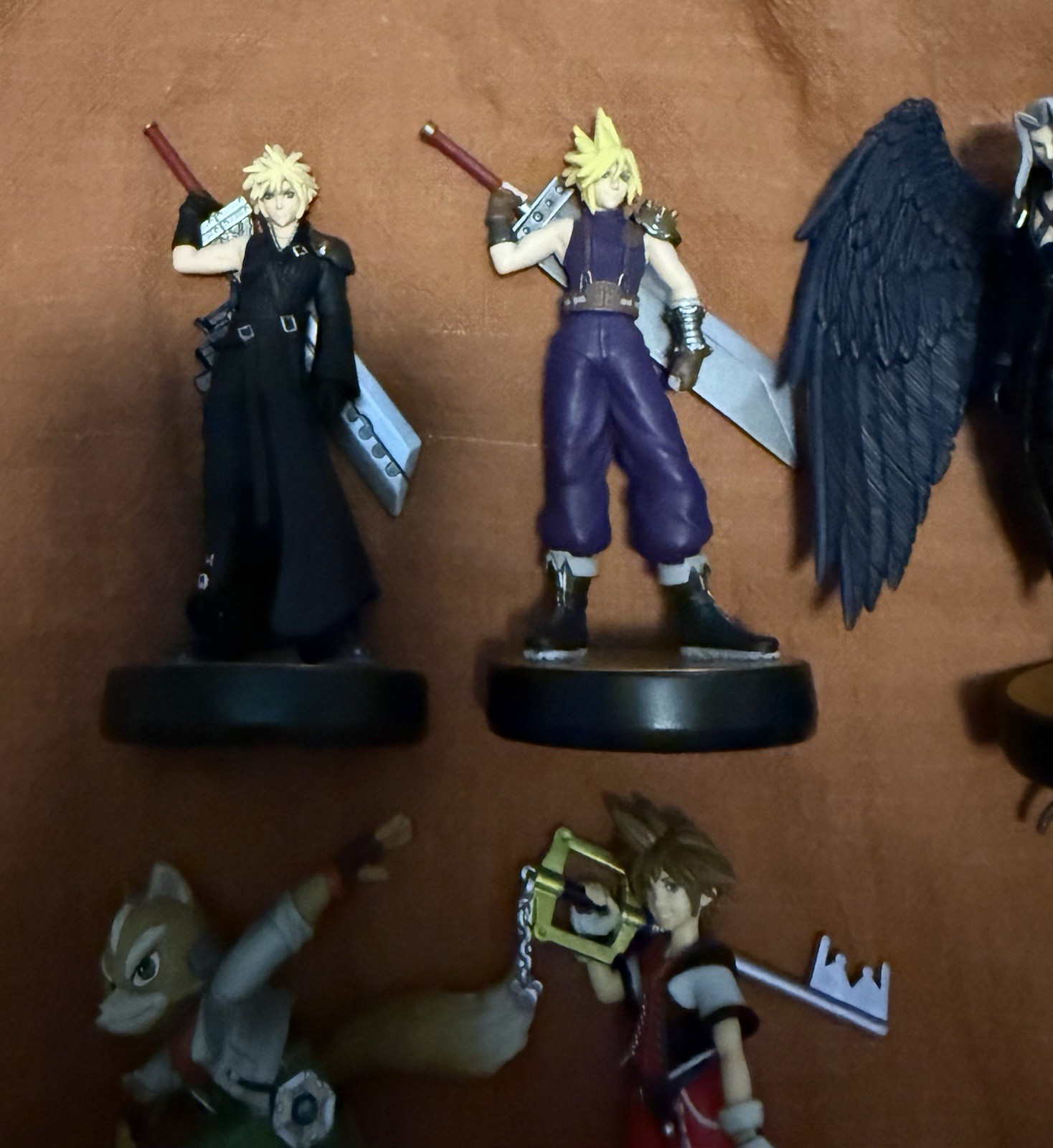 Nintendo Amiibo Lot Of 6 Figures Cloud Sephiroth Fox Snake Sora