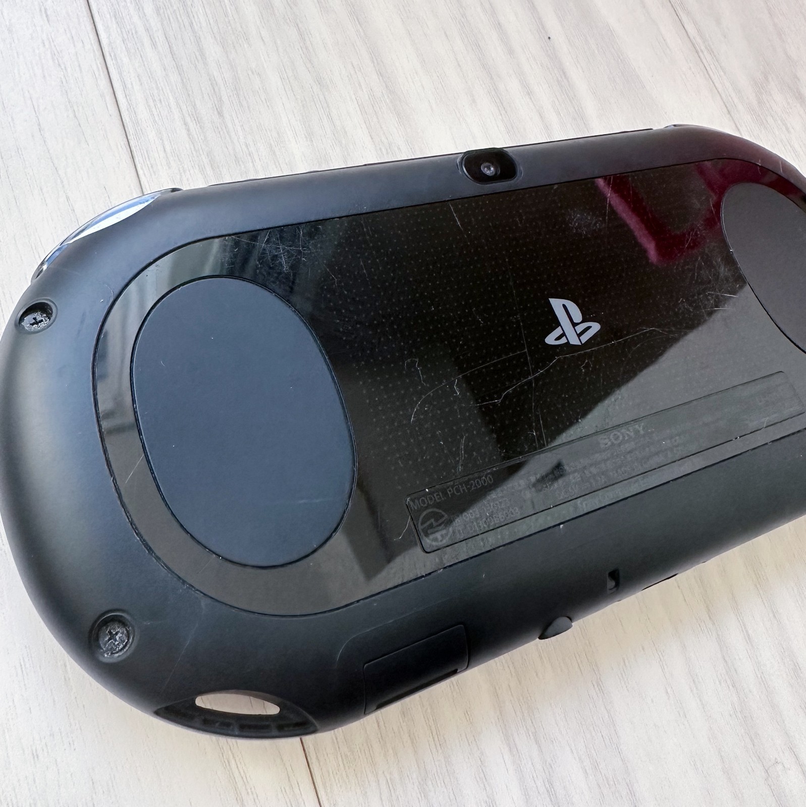 SONY PS Vita PCH-2000 black PlayStation Working console oinly Region Free