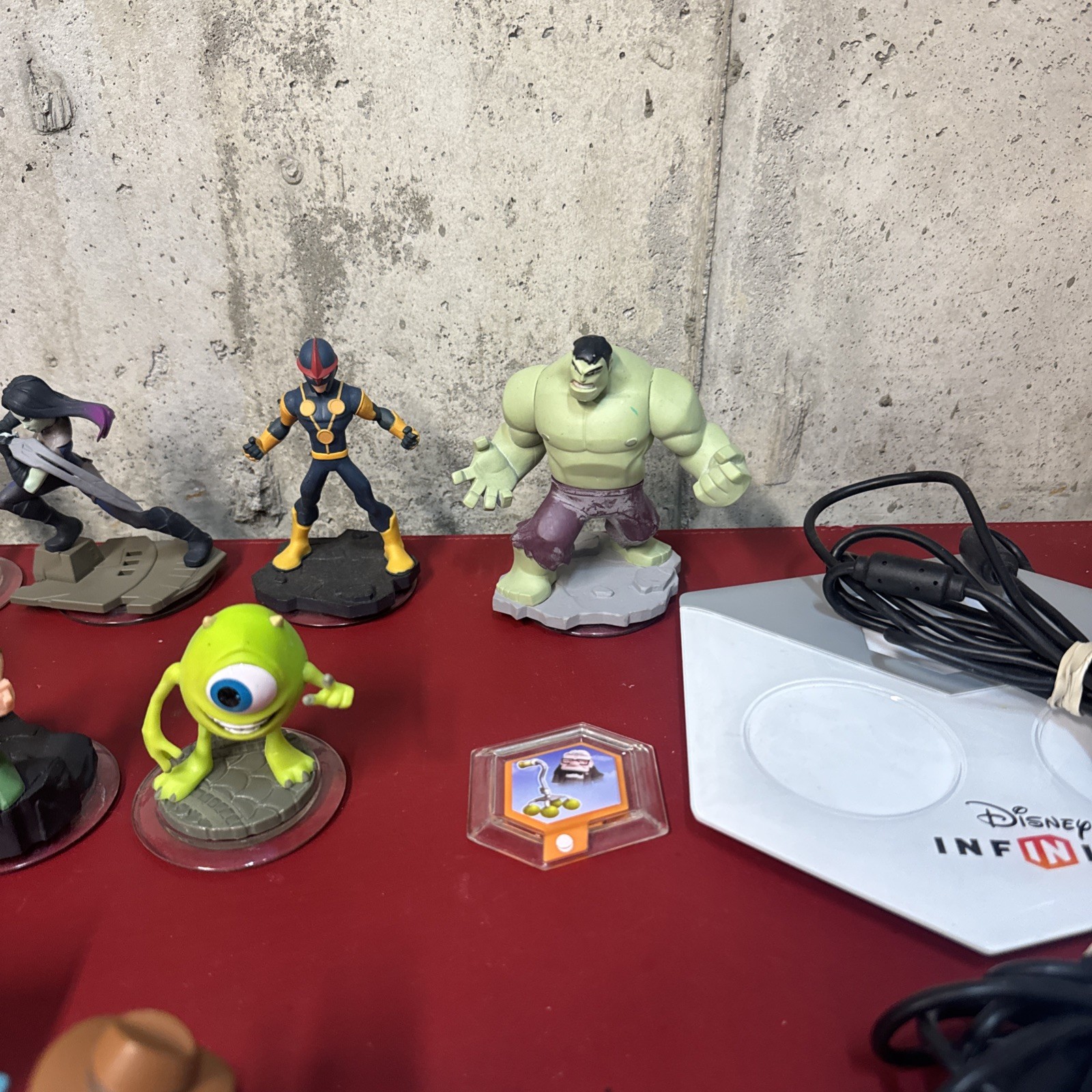 Disney Infinity Character Figure Pack Lot of 47 Figures Portals and Accessorie H