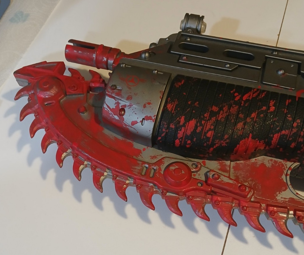 NECA Gears Of War Lancer Replica 2008 – Bloody Lancer – 36″ Full Size Prop