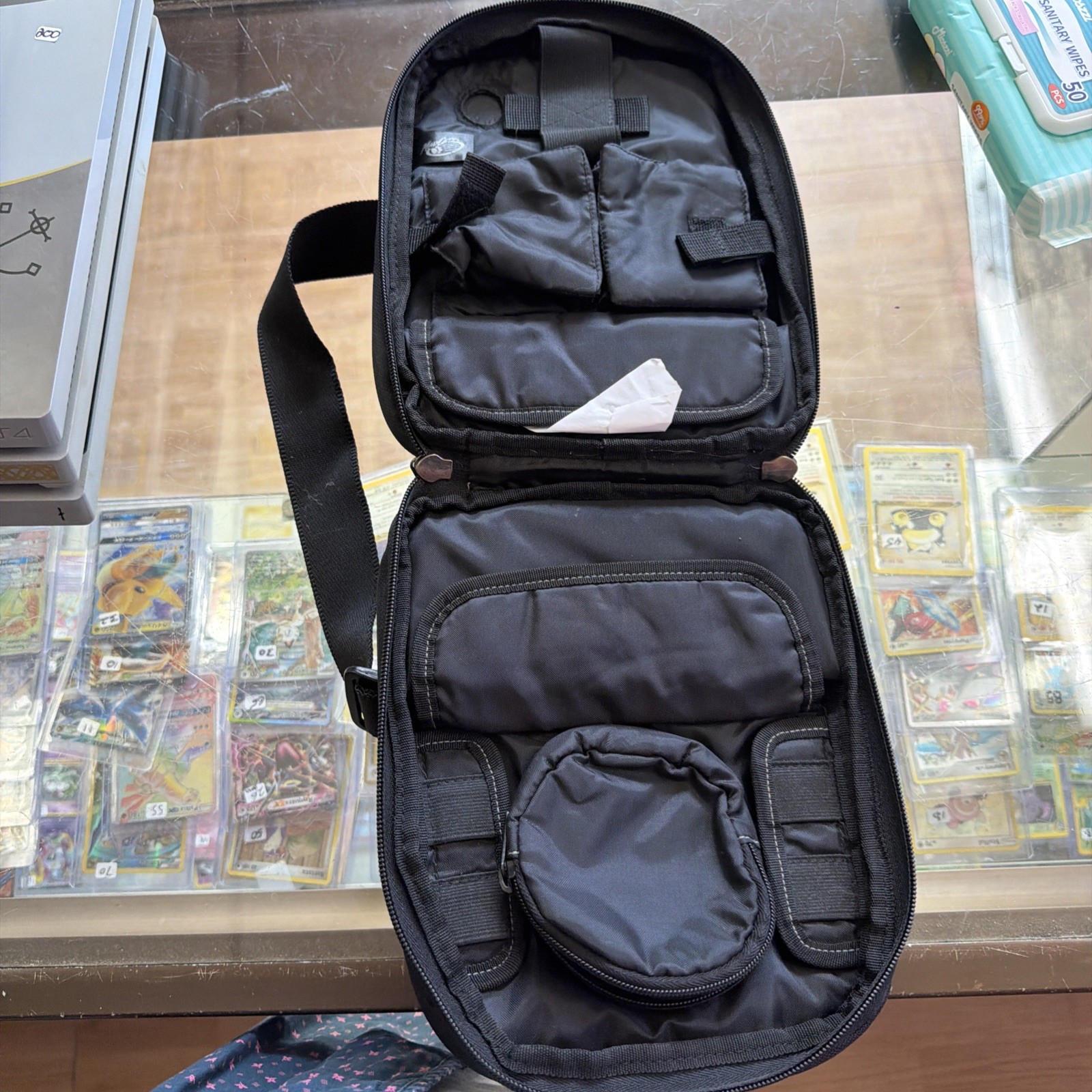 Madcatz PSP Travel Case Crossbody Shoulder Sling Bag Black Gray