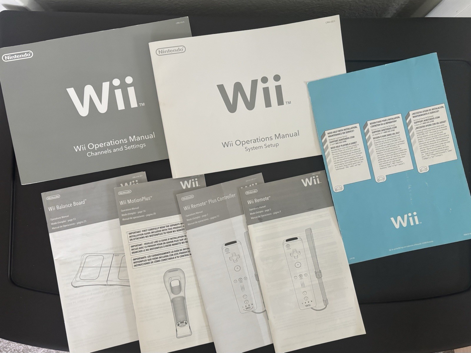 Nintendo Wii RVL-001 512 MB Home Console White (w/ original cables & manuals)