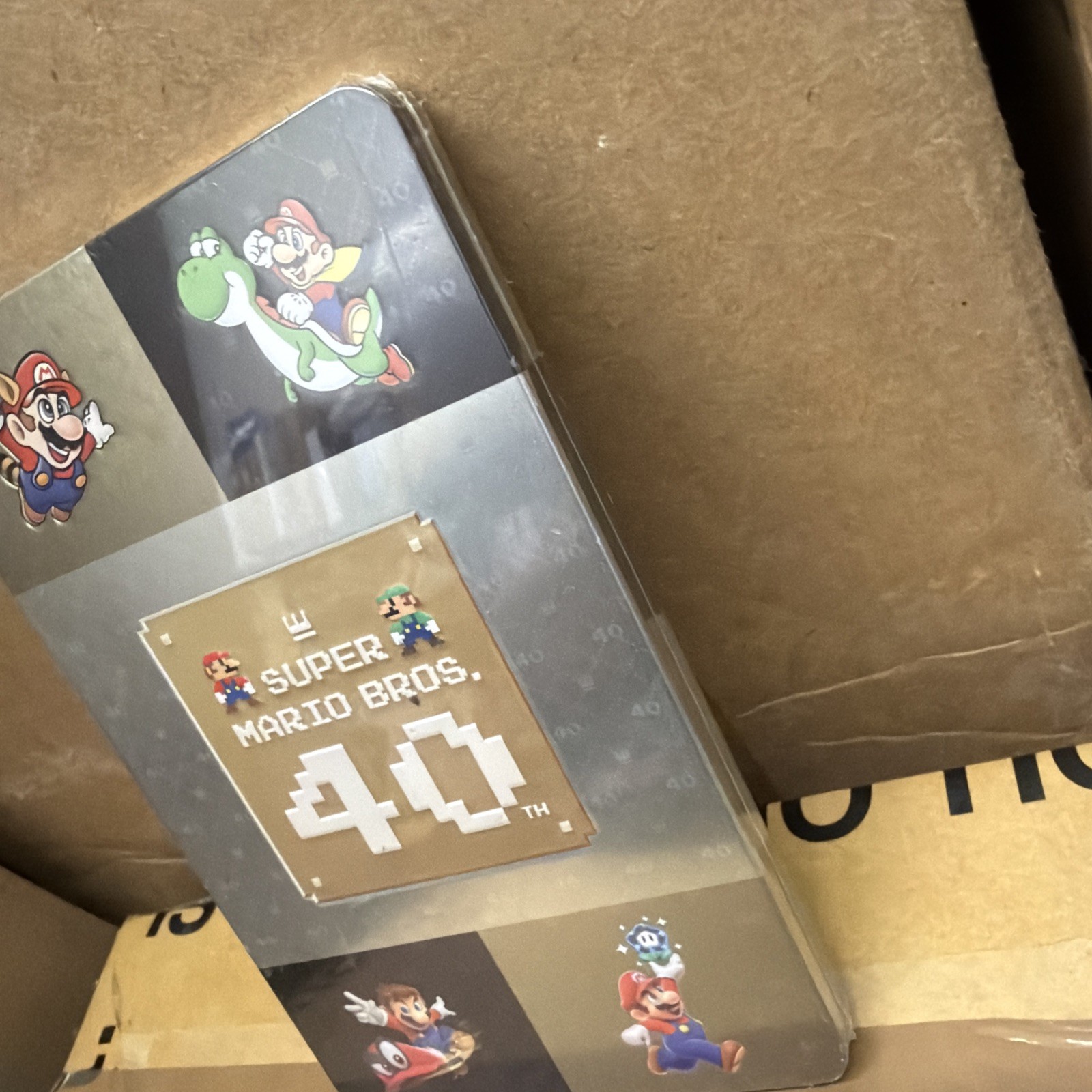 Super Mario Bros. 40th Anniversary Exclusive Game Carrying Case Steel-book
