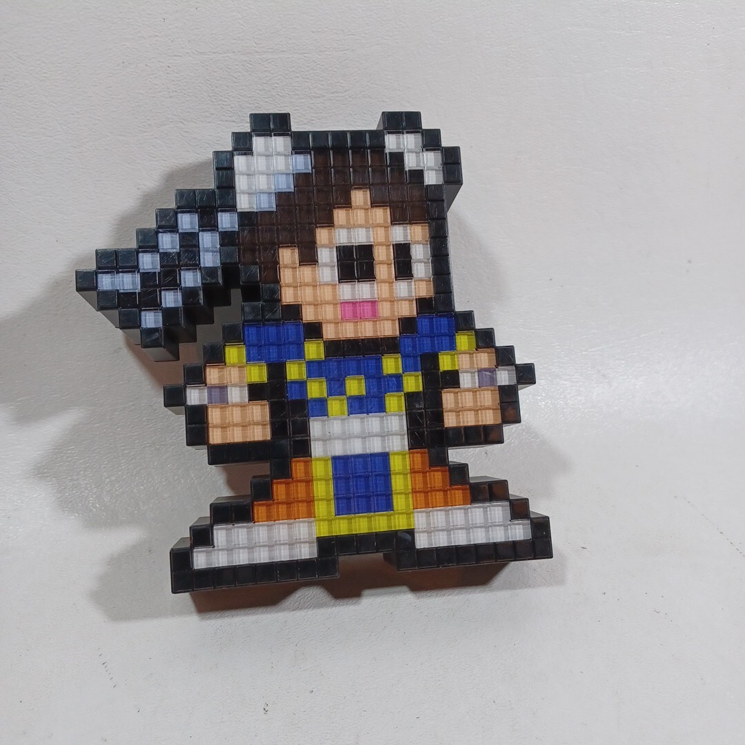 Pixel Pals – Chun-Li Street Fighter – Light Up Display – Capcom –