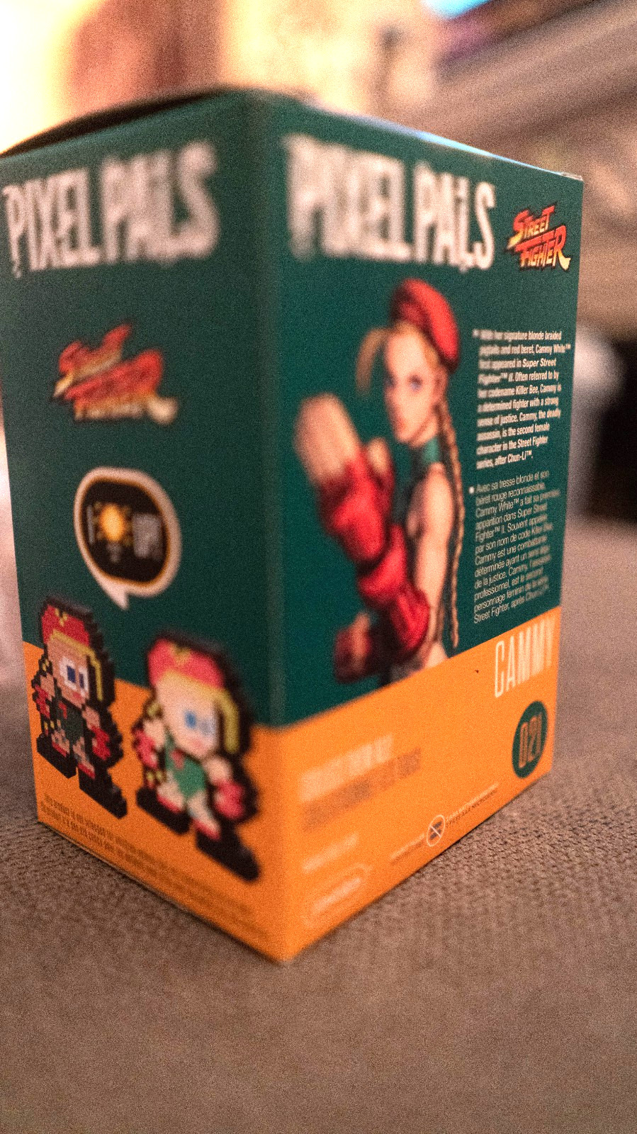 CAMMY Street Fighter 021-PIXEL PALS 8-Bit Light-up Video Game Decoration *Rare