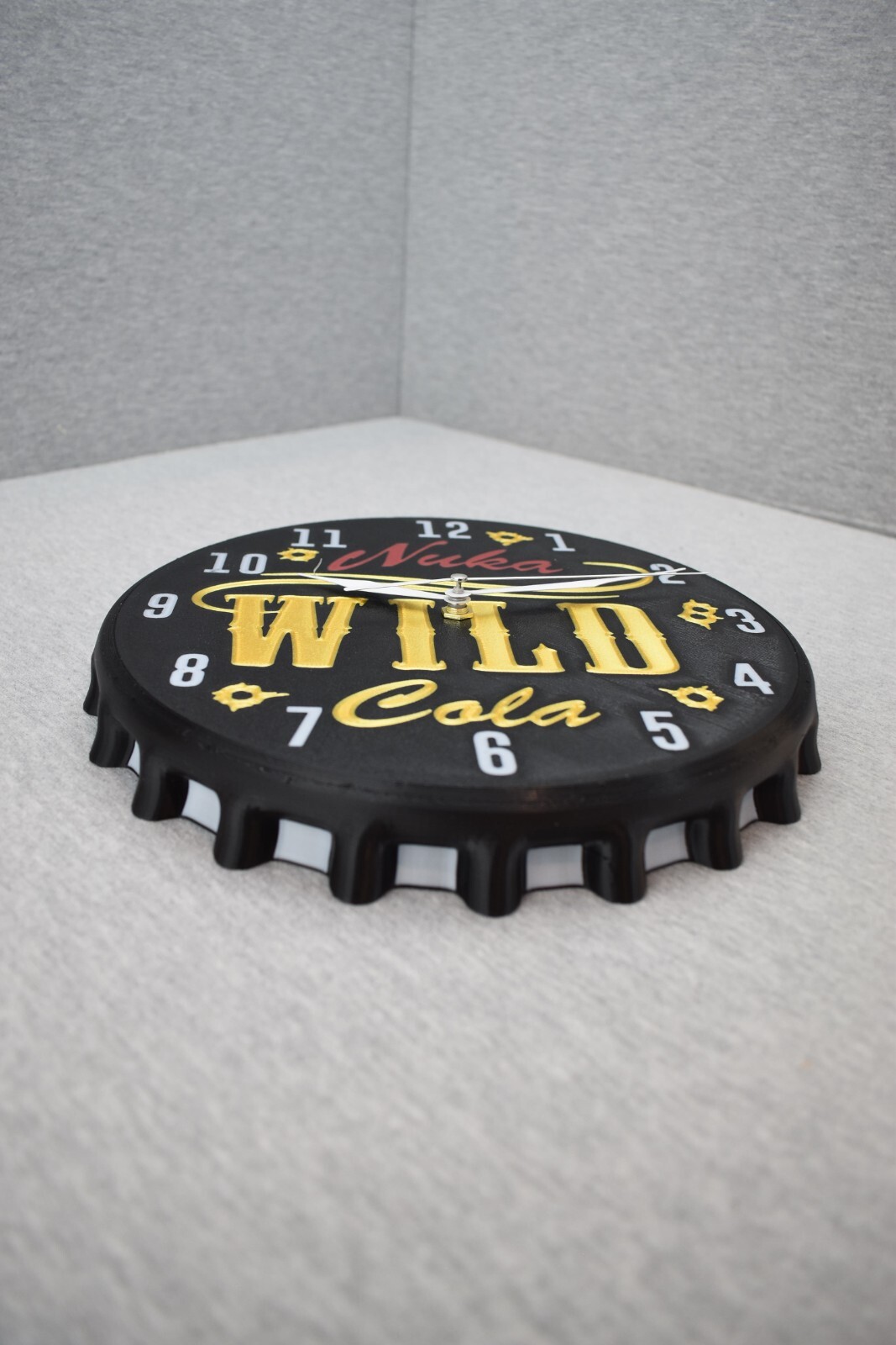 Nuka Cola Wild Alarm Clock Vault Boy Alarm Desk Clock New in Box