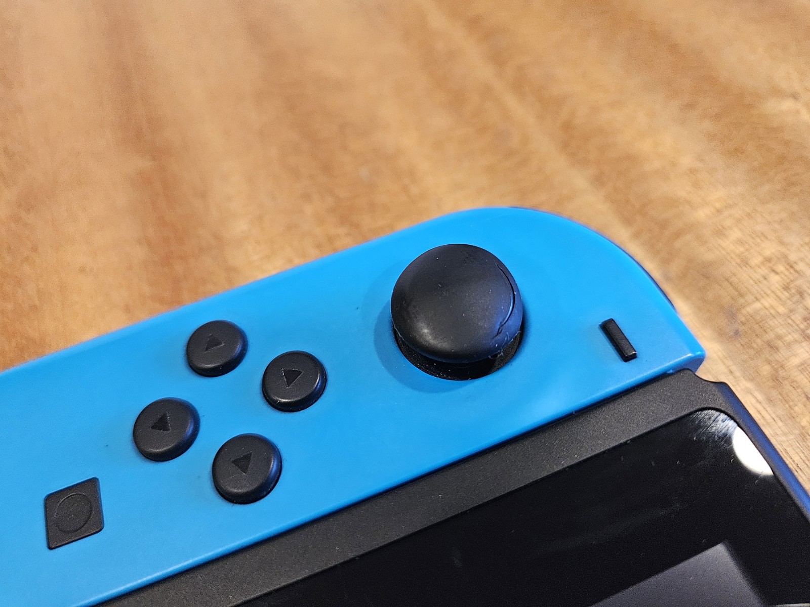 Nintendo Switch 32GB Console w/ Blue/Red Joy-Con HAC-001
