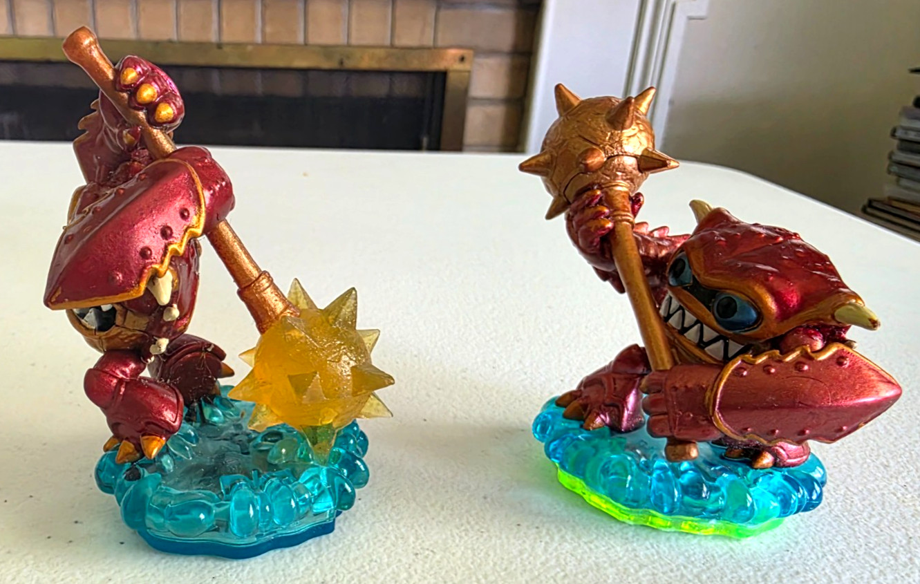 Skylanders Wham-Shell Lot of 2 Series 1 and LightCore Activision Figurines