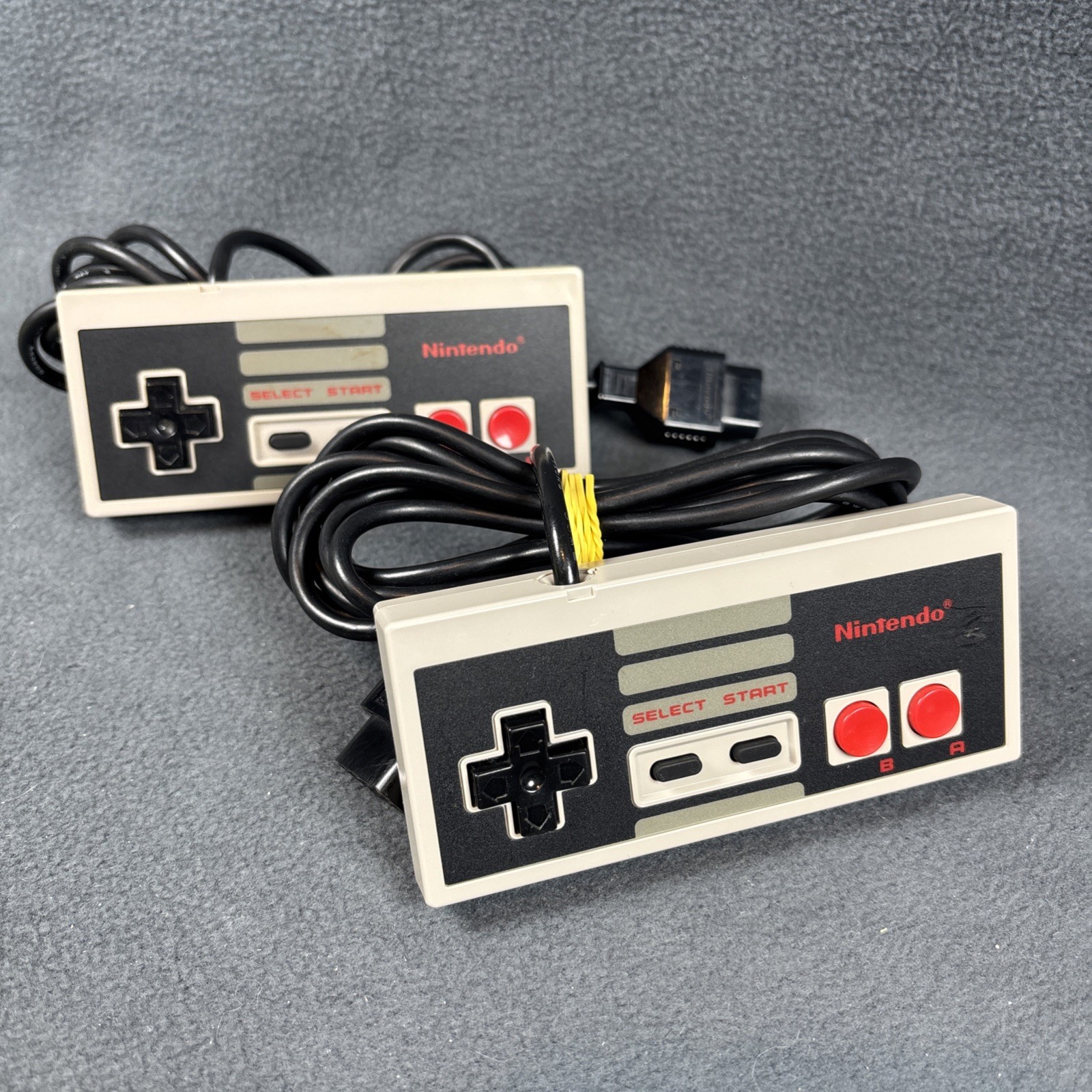 Nintendo NES – Lot of 2 OEM Authentic Controllers NES-004 – Refurbished, VG