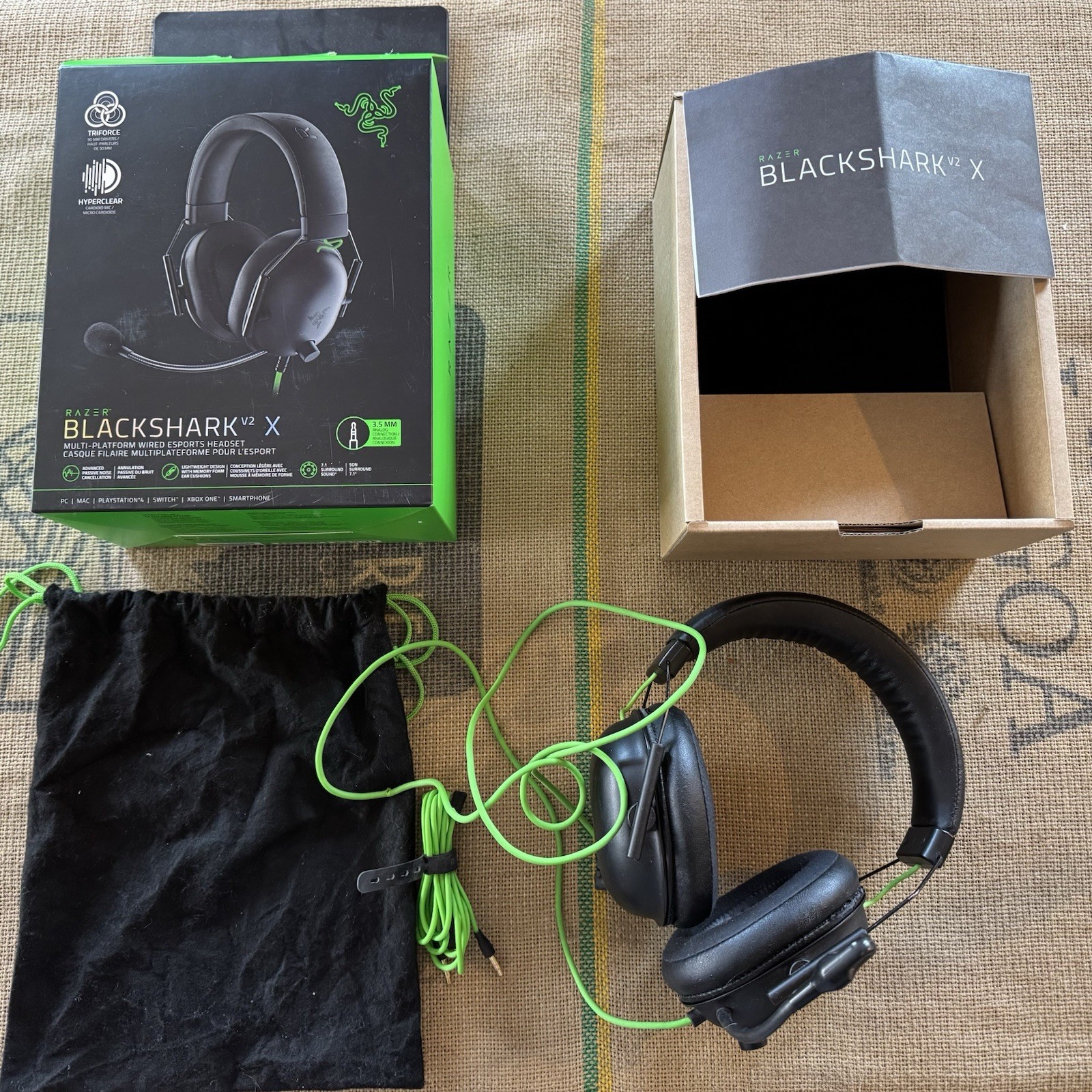 Razer BlackShark V2 X Wired Gaming Headset HyperClear Cardioid Mic Black
