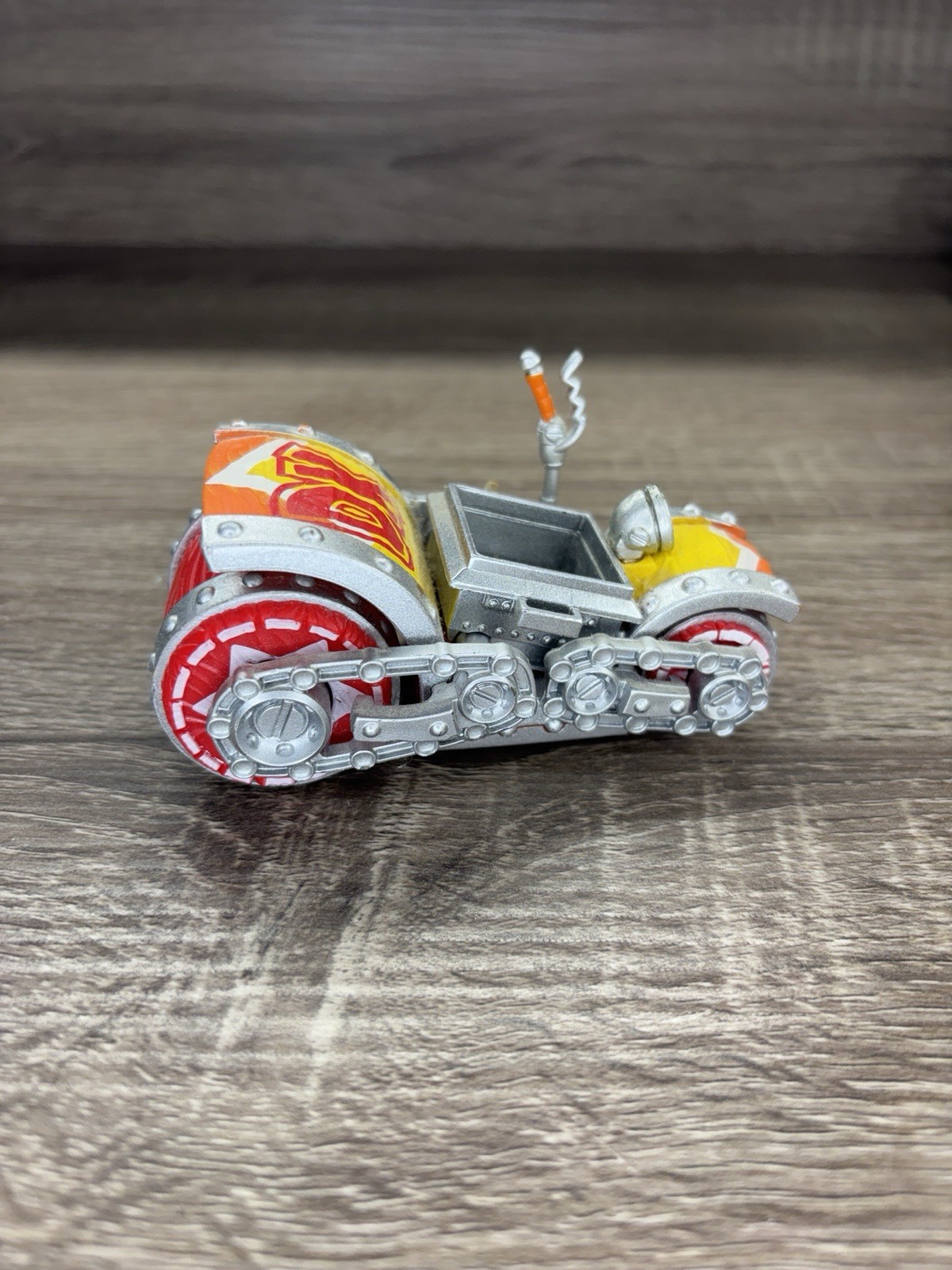 Skylanders SUPERCHARGERS Vehicle: BARREL BLASTER | Donkey Kong’s land vehicle