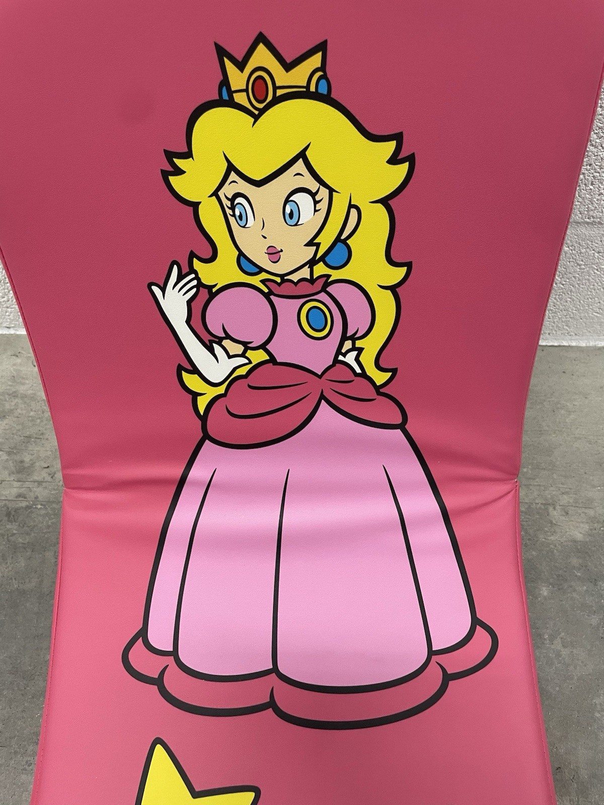 X Rocker Super Mario Princess Peach Pink Floor Gaming Rocker Chair Rare HTF EUC