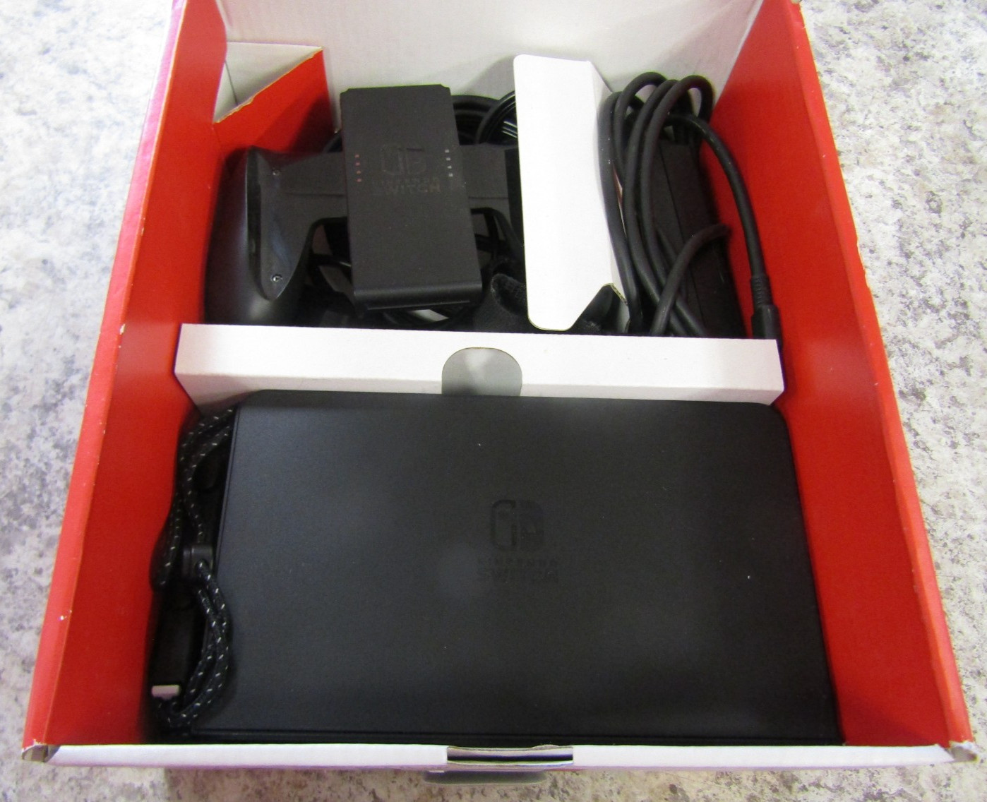 Nintendo Switch OLED HEG-001 Console W/Neon Red & Neon Blue Joy-Cons in box