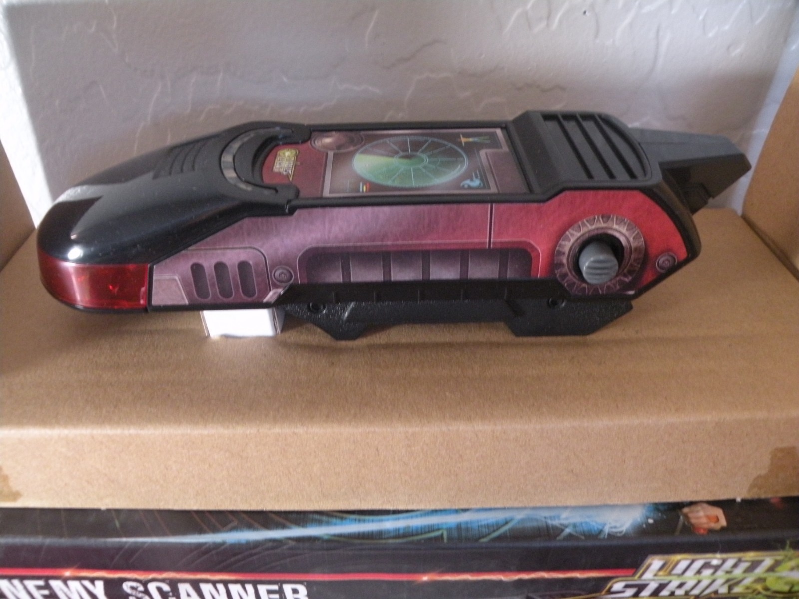 Light Strike Assault Striker Gun Weapon Accessory Enemy Scanner WowWee Toy 2010
