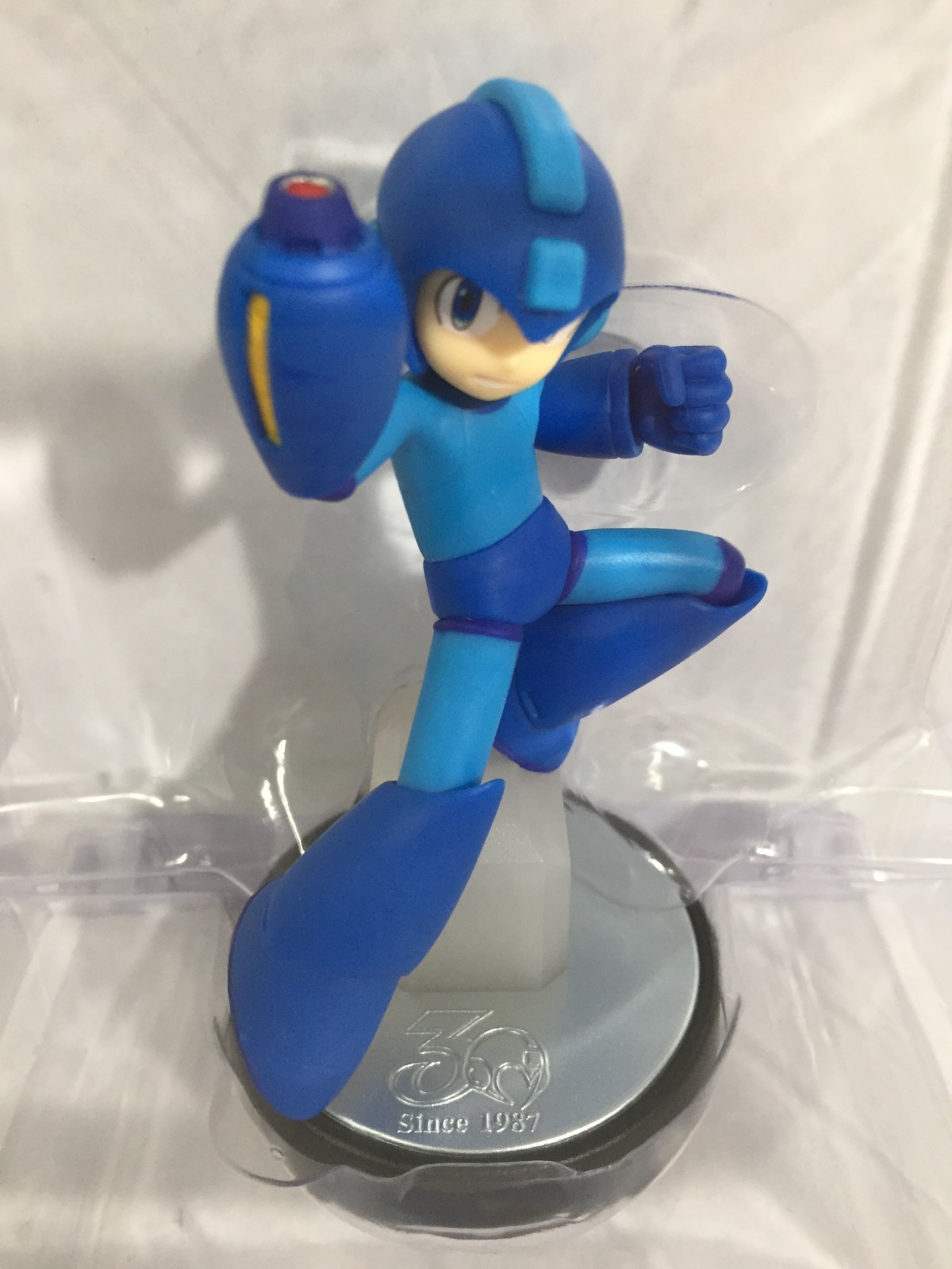 MEGA MAN 11 amiibo Edition NINTENDO SWITCH w/ SEALED Game & Figure CIB Megaman