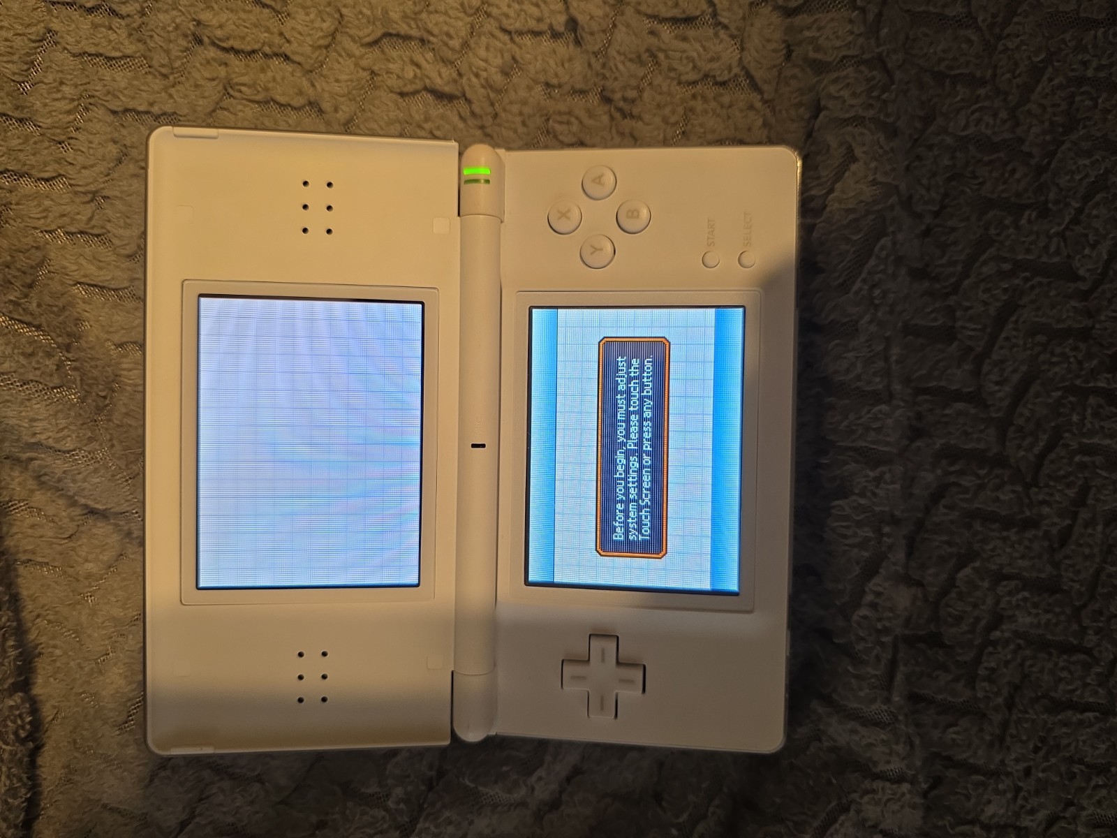 Nintendo DS Lite Handheld System White With Stylus And Gba Cover Tested Working