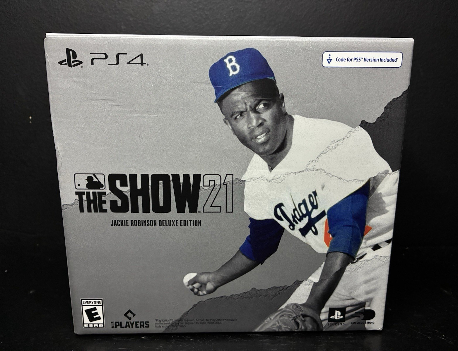 MLB The Show 21 Jackie Robinson Deluxe Edition PS4 Steelbook + New Era Hat