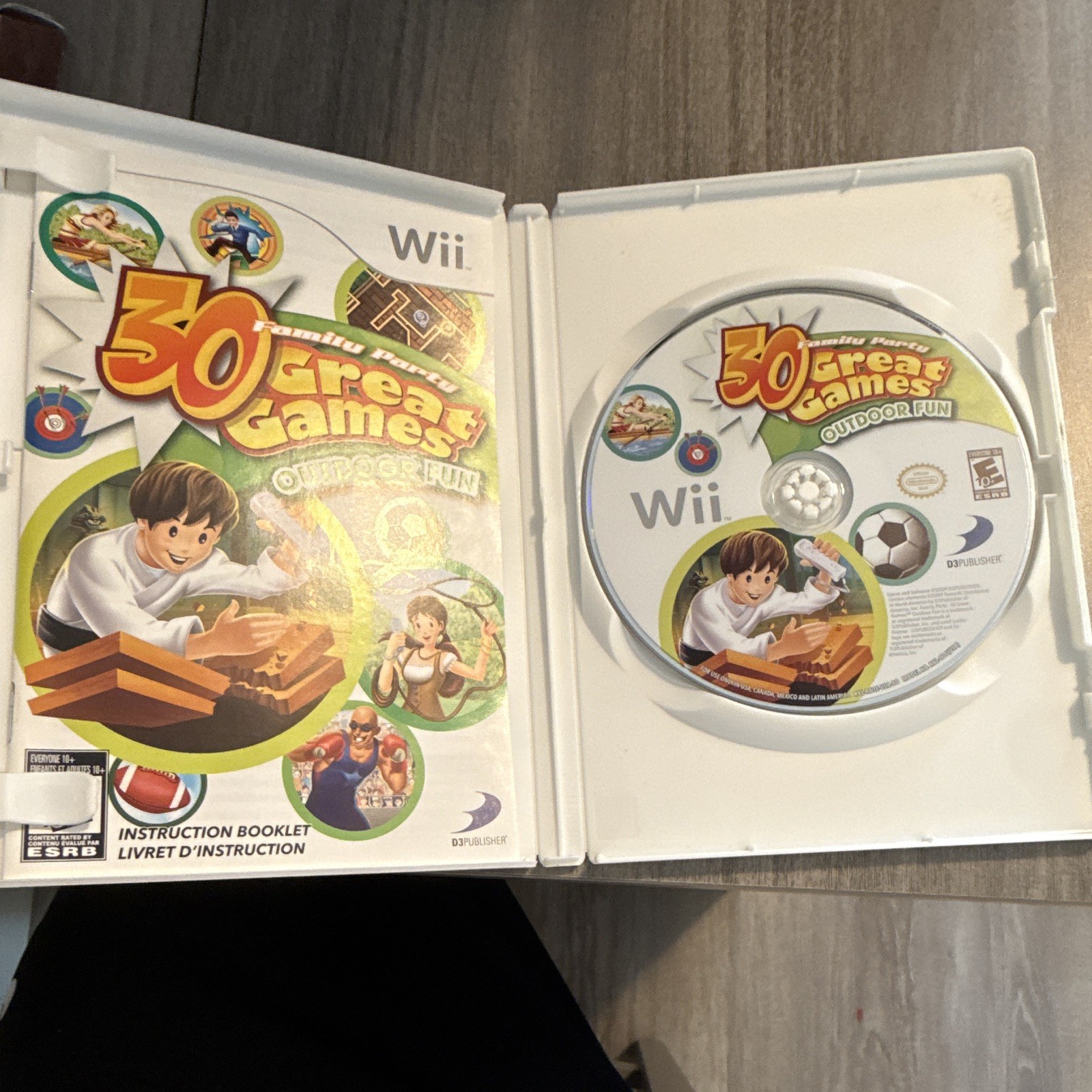 D3Publisher Family Party: 30 Great Games Outdoor Fun Wii E10+ NTSC Manual