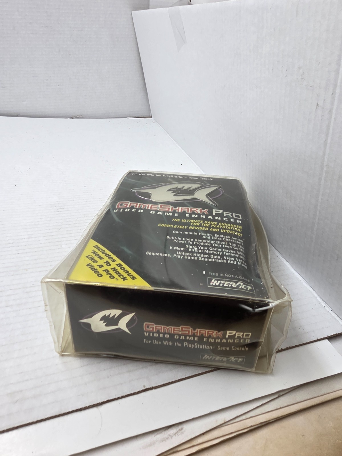 NEW Sealed W/Damaged box Game Shark Pro V 3.0 for PlayStation 1 Psone #G2