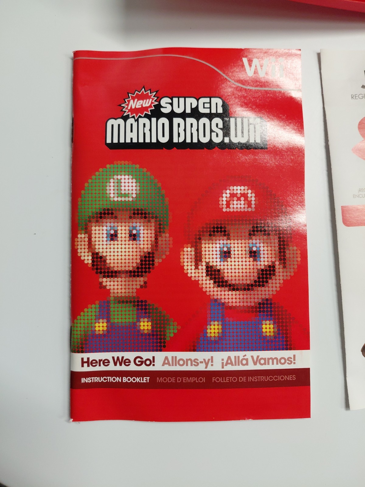Nintendo Super Mario Bros. Wii Complete Case Manual Multiplayer Platformer