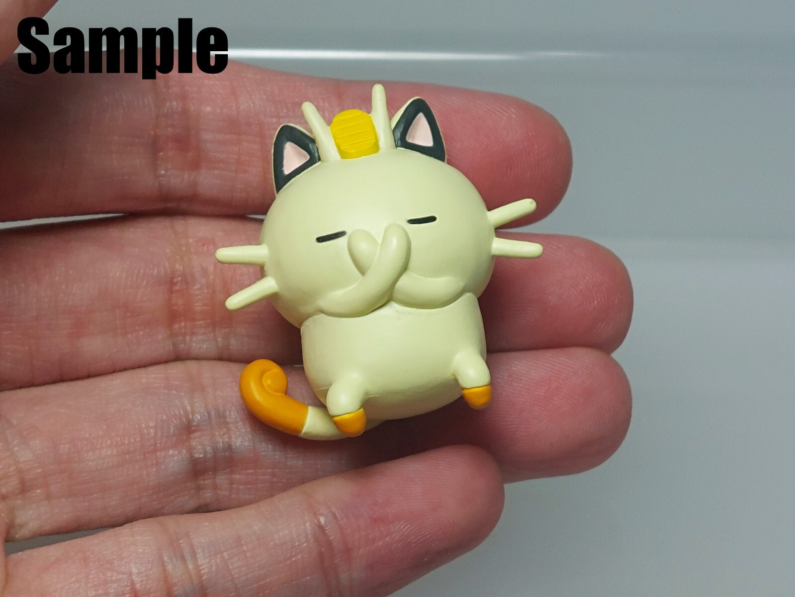 Pokemon Center Japan 2020 Figure Oyasumi Chuu Meowth Nyarth New 0.8in