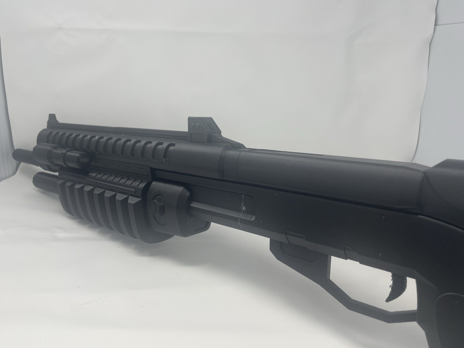 Halo Reach m90 shotgun lifesized plastic toy prop for cosplay or display