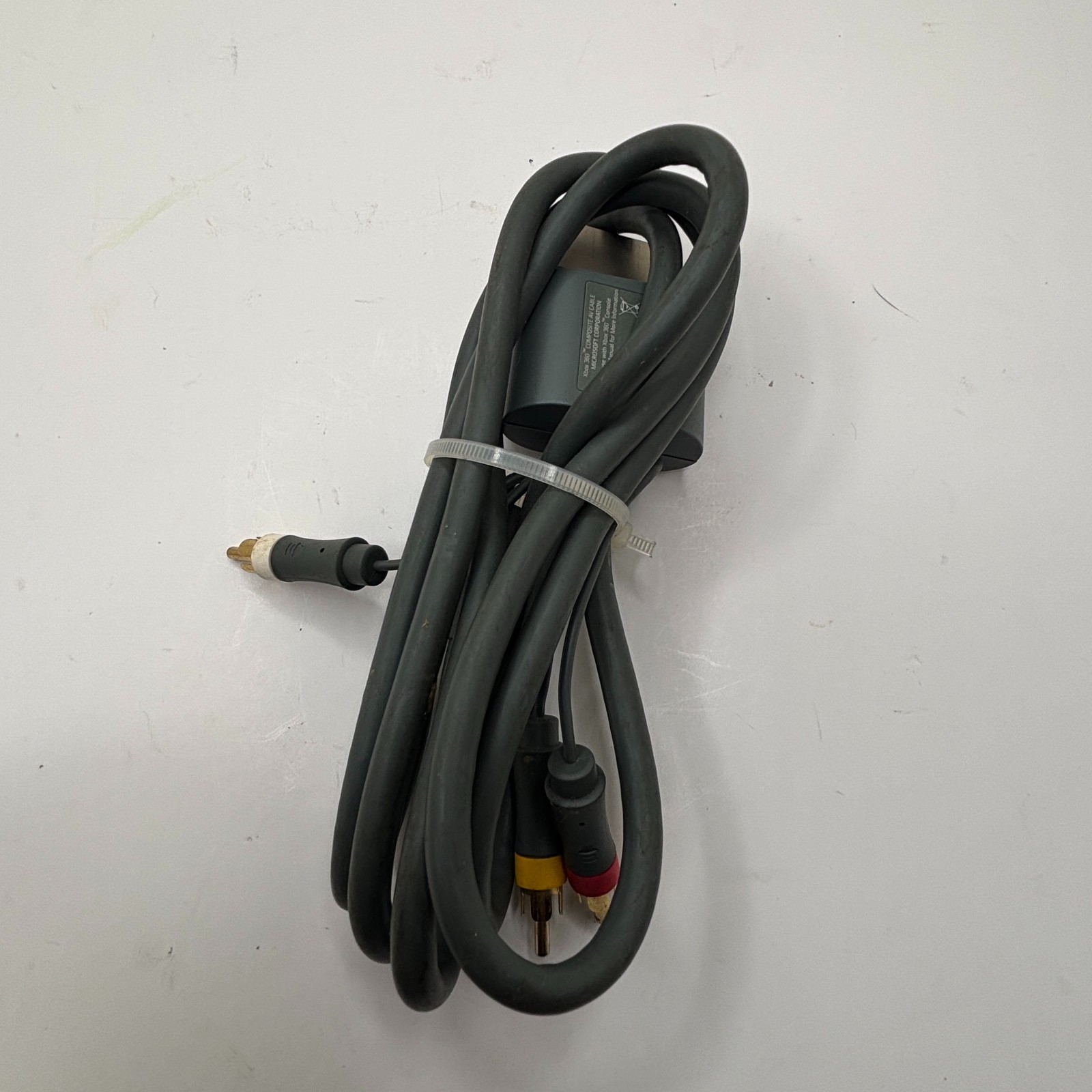 Microsoft Xbox 360 Composite AV Cable X810973-001 RCA Component AV Accessory
