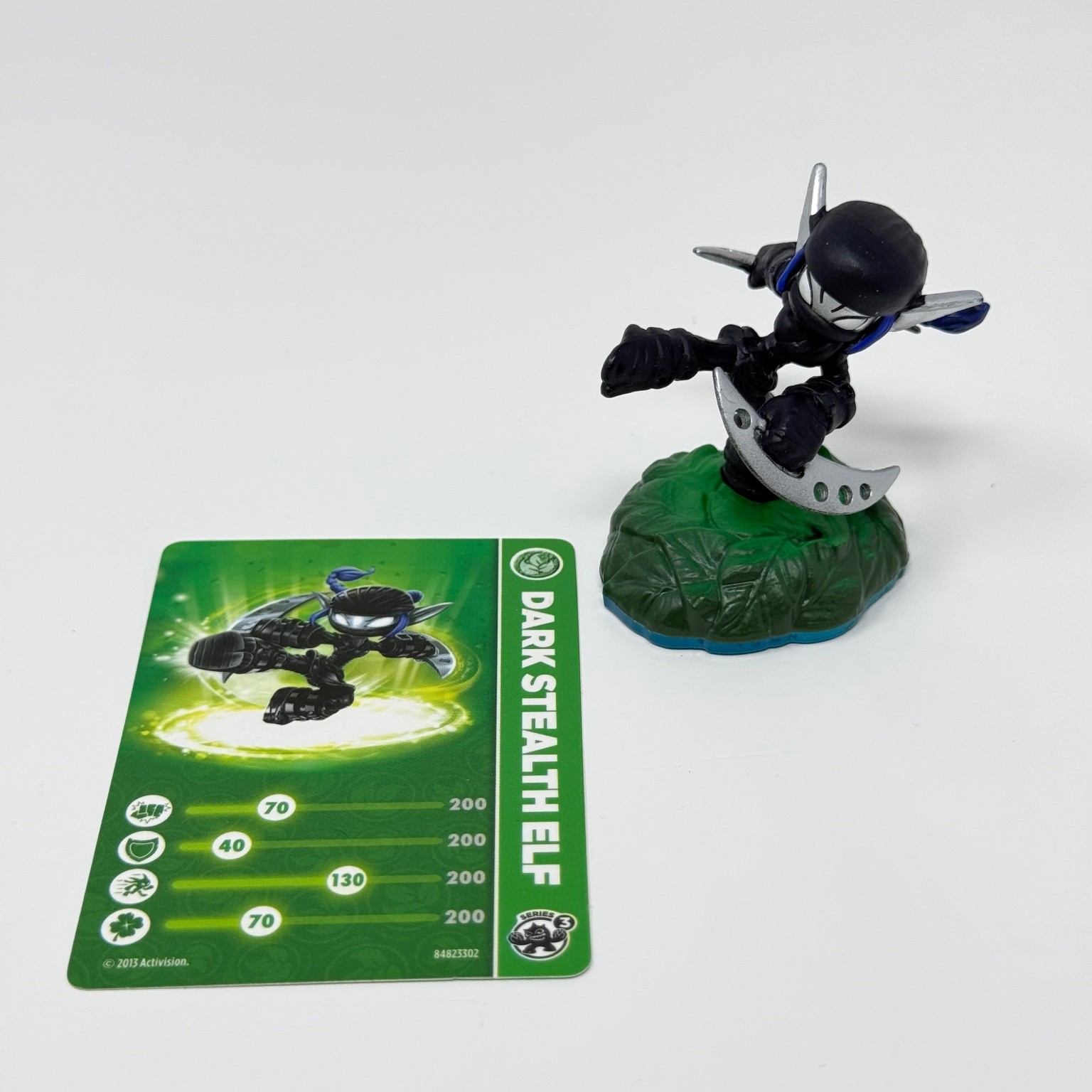 Activision Skylanders Dark Stealth Elf Figure Spyro’s Adventure Universal