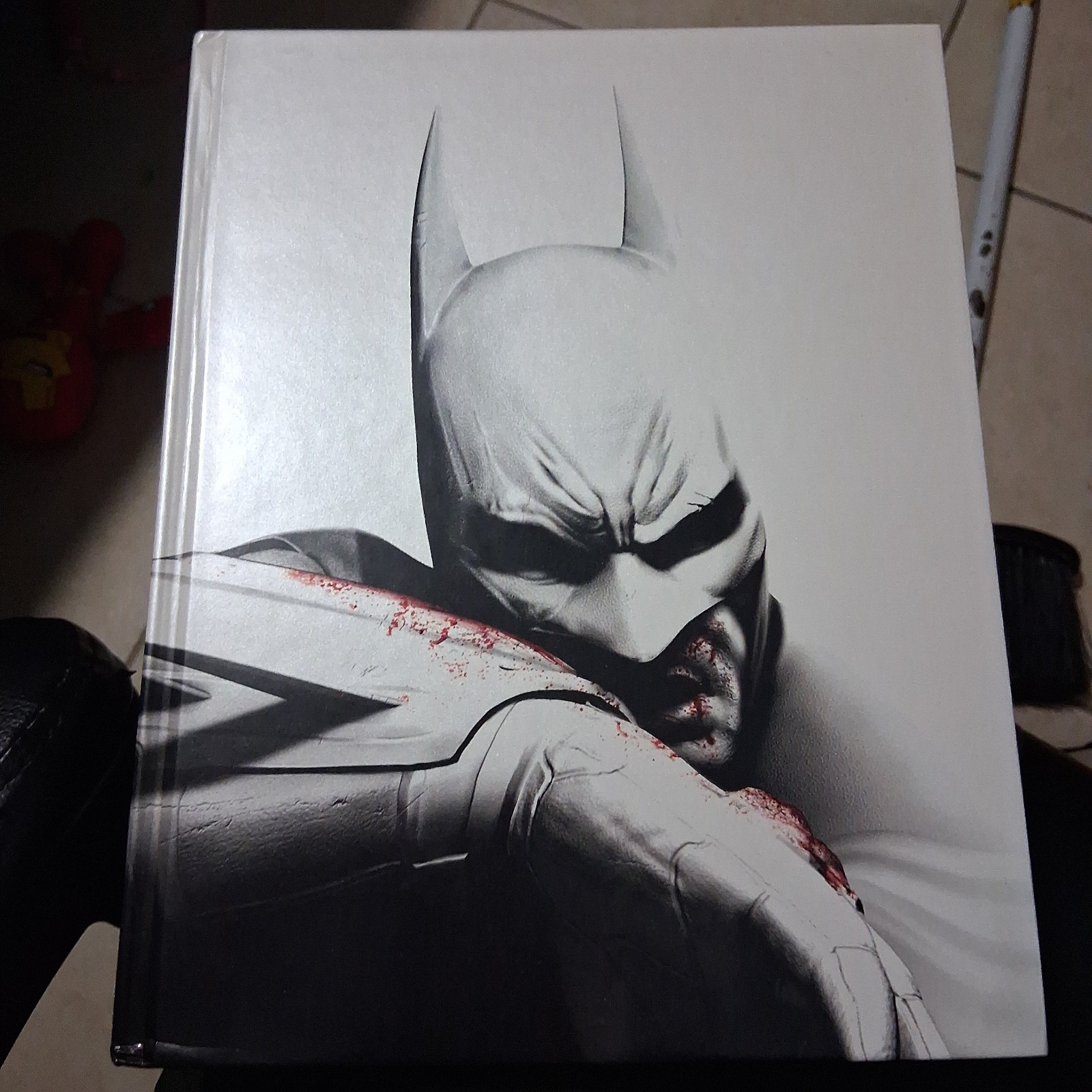 Batman: Arkham City – Limited Edition Strategy Guide (Hardcover, 2011)