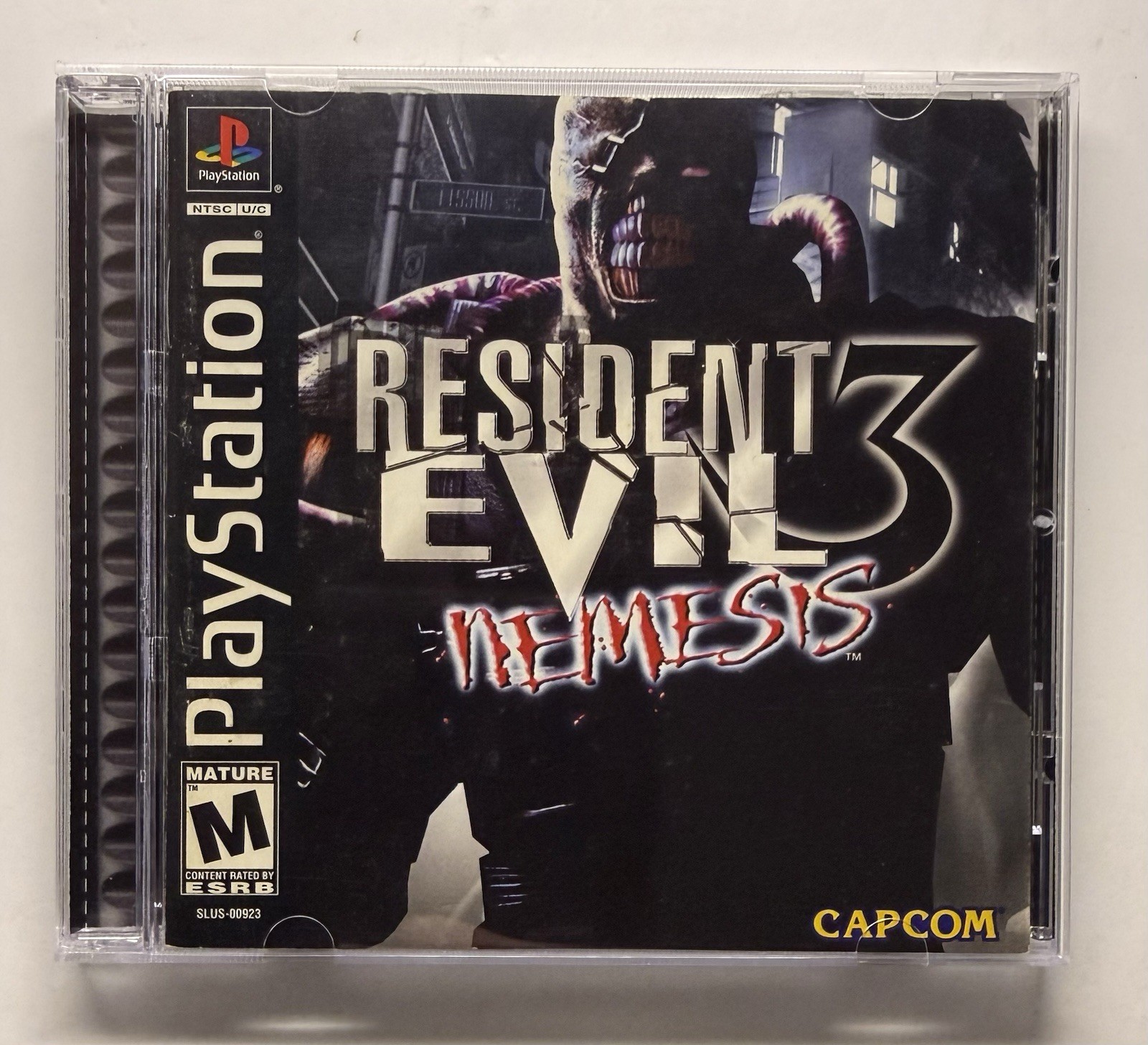Resident Evil 3 Nemesis Sony PlayStation 1 PS1 Complete CIB Black Label Tested
