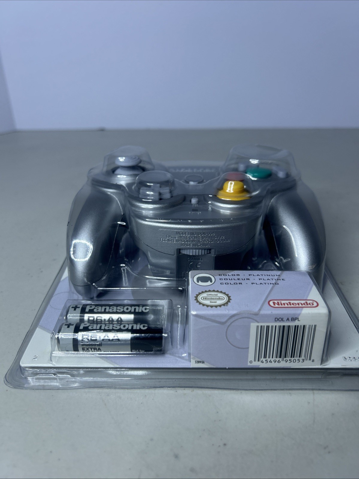 Nintendo GAMECUBE WAVEBIRD Wireless Controller PLATINUM Genuine Factory Sealed