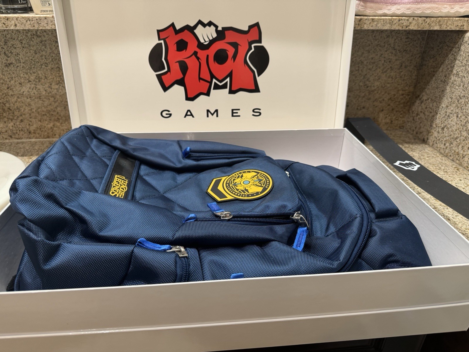 League Of Legends Challenger Backpack 2018 Season 8 Blue Riot Games LOL Esports
