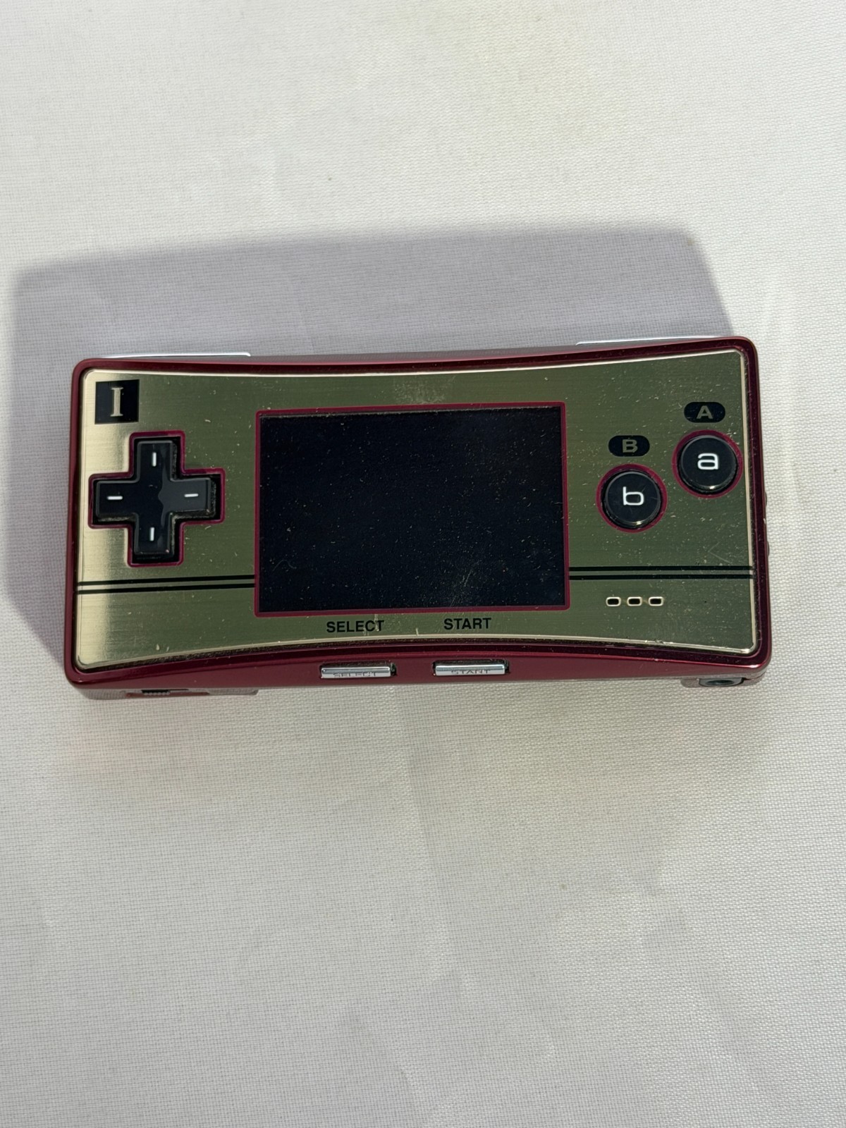 Nintendo Game Boy Micro Famicom Console – Red/Gold