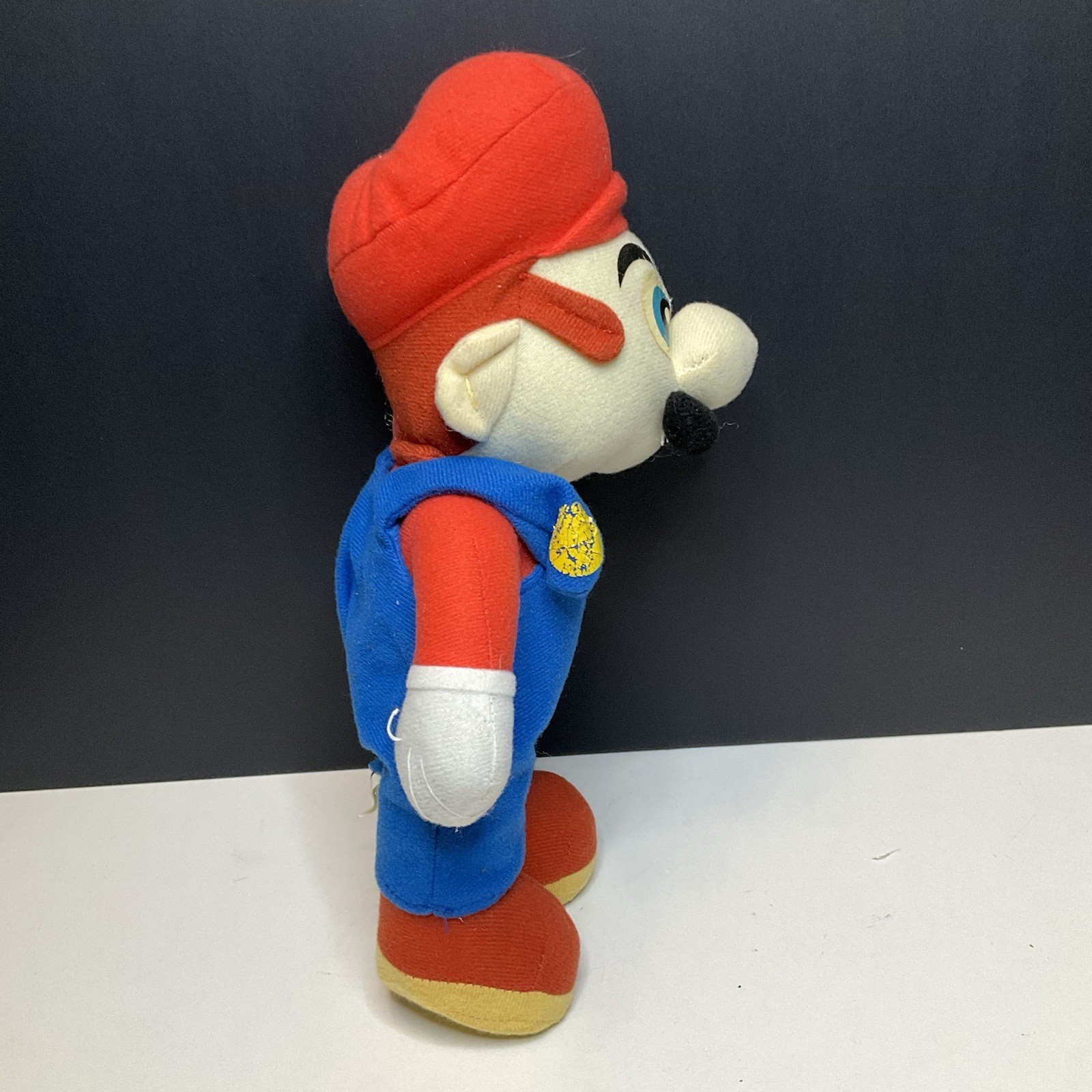 Vintage Kellytoy Nintendo Super Mario Bros. Super Mario Stuffed Plush Doll 11″