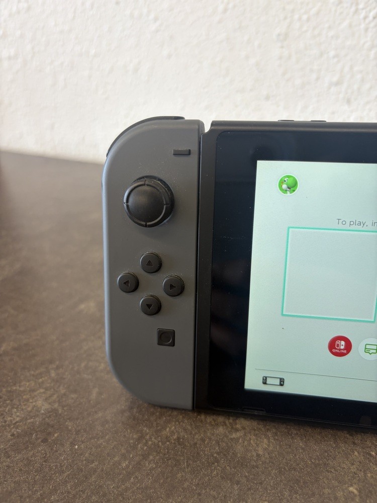 NINTENDO SWITCH HAC-001(-01) WITH GRAY JOY CON DOCK