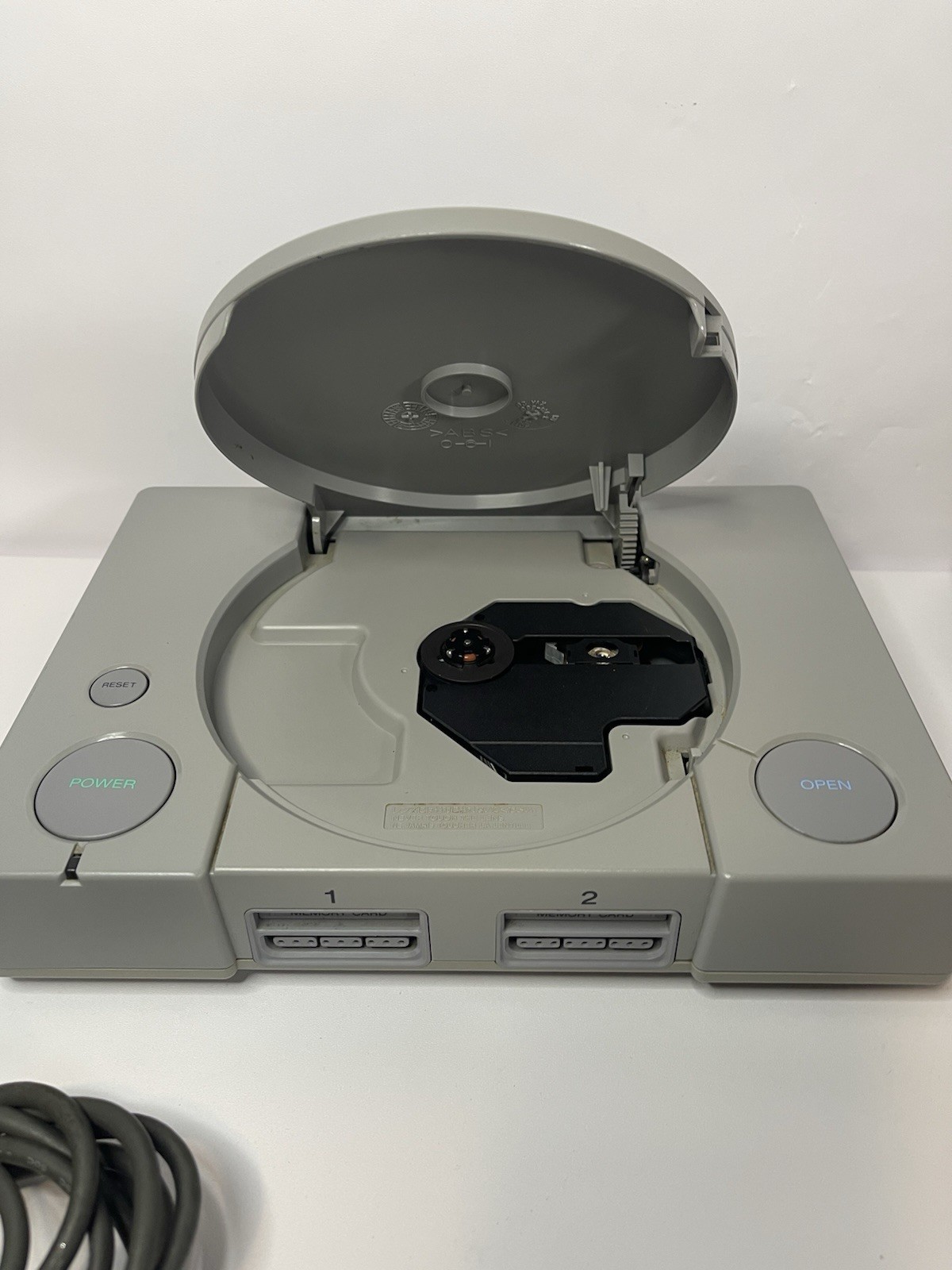 Sony PlayStation 1 PS1 SCPH-7001 Console System Bundle With Tomb Raider & Cables