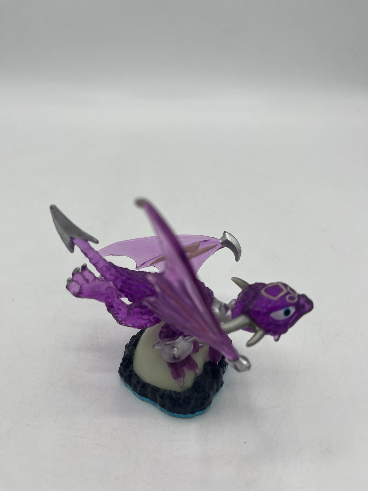 Skylanders Phantom Cynder Swap Force Blue Base Purple Dragon Figure
