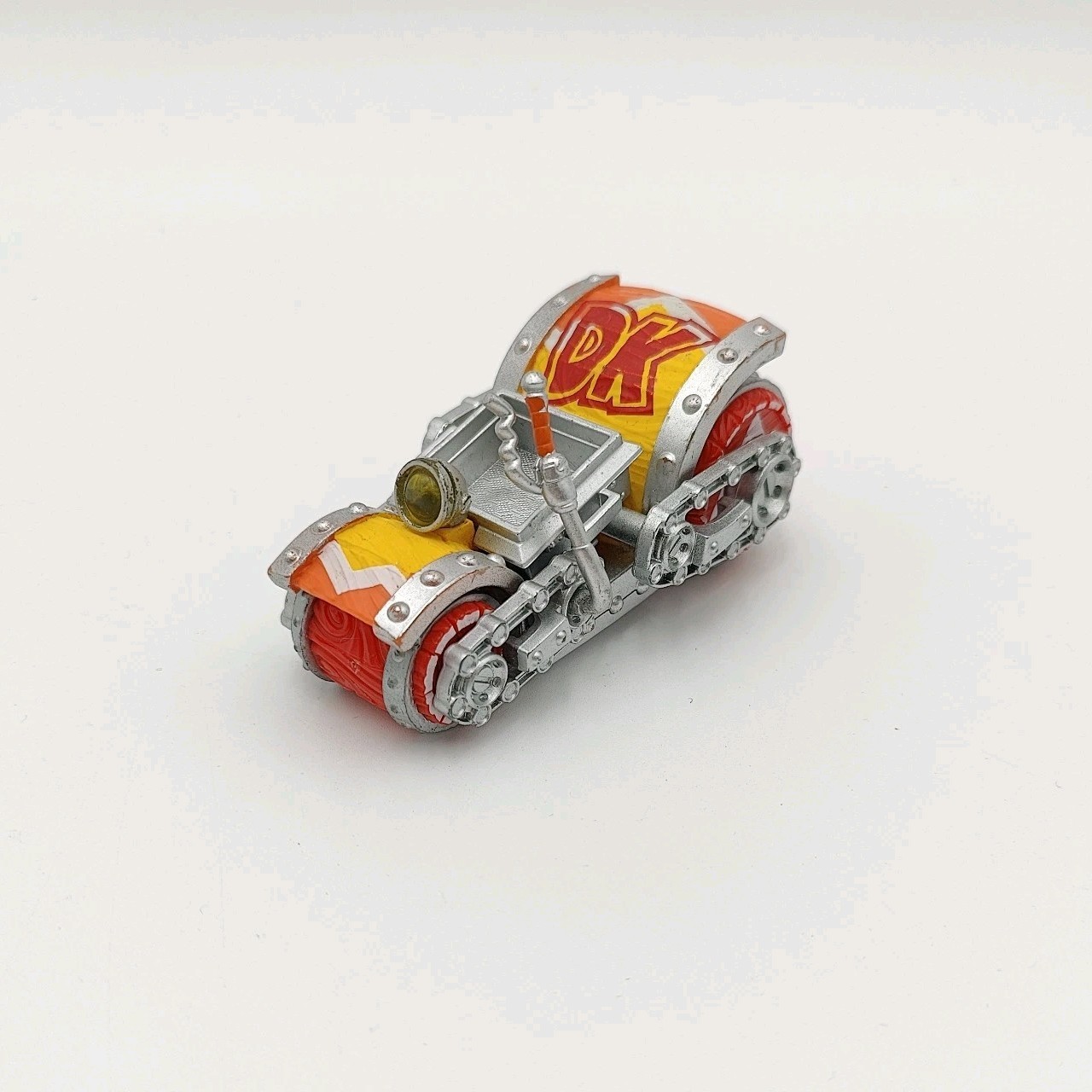 Skylanders SUPERCHARGERS Vehicle: BARREL BLASTER | Donkey Kong’s land vehicle