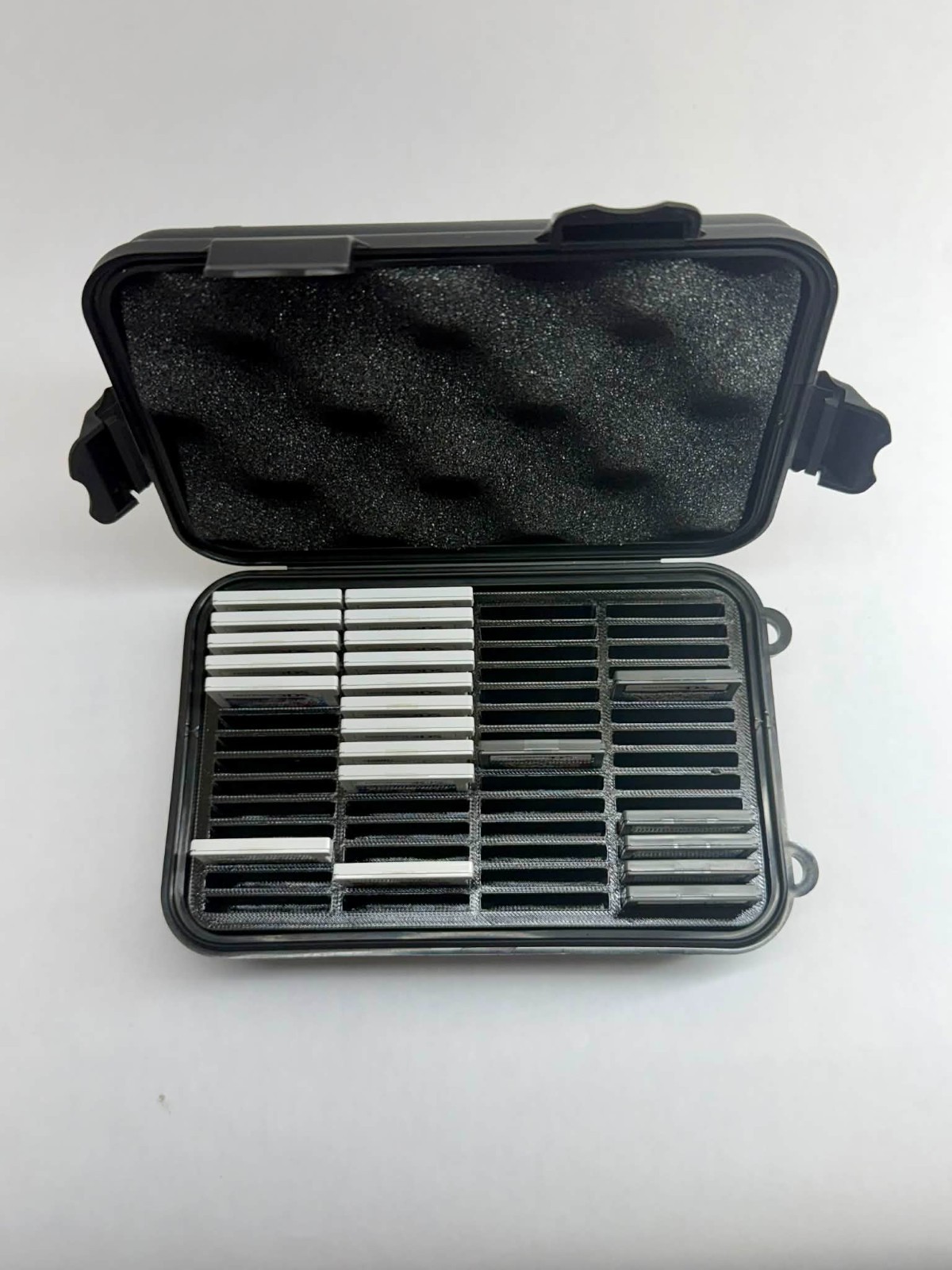 Compact Nintendo DS 3DS Cartridge Case 56 Game Storage Holder