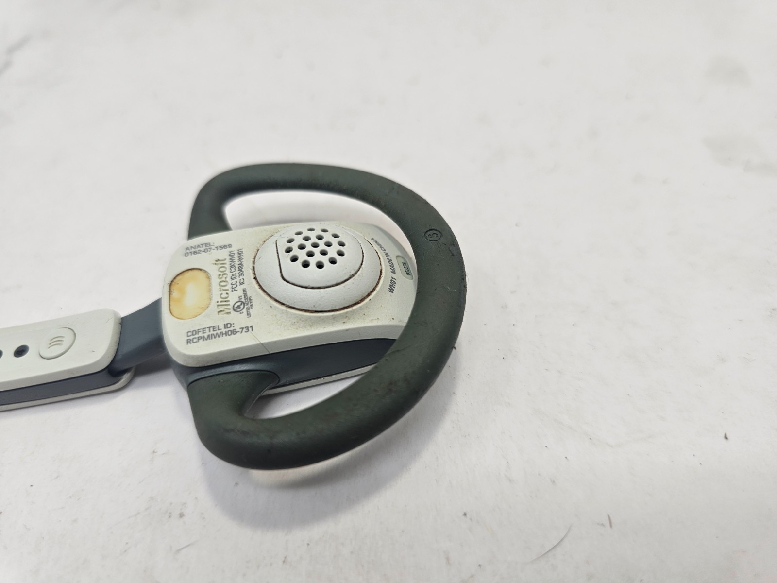 Microsoft Xbox 360 Wireless Headset WH01 Genuine White Over Ear Gaming Earpiece